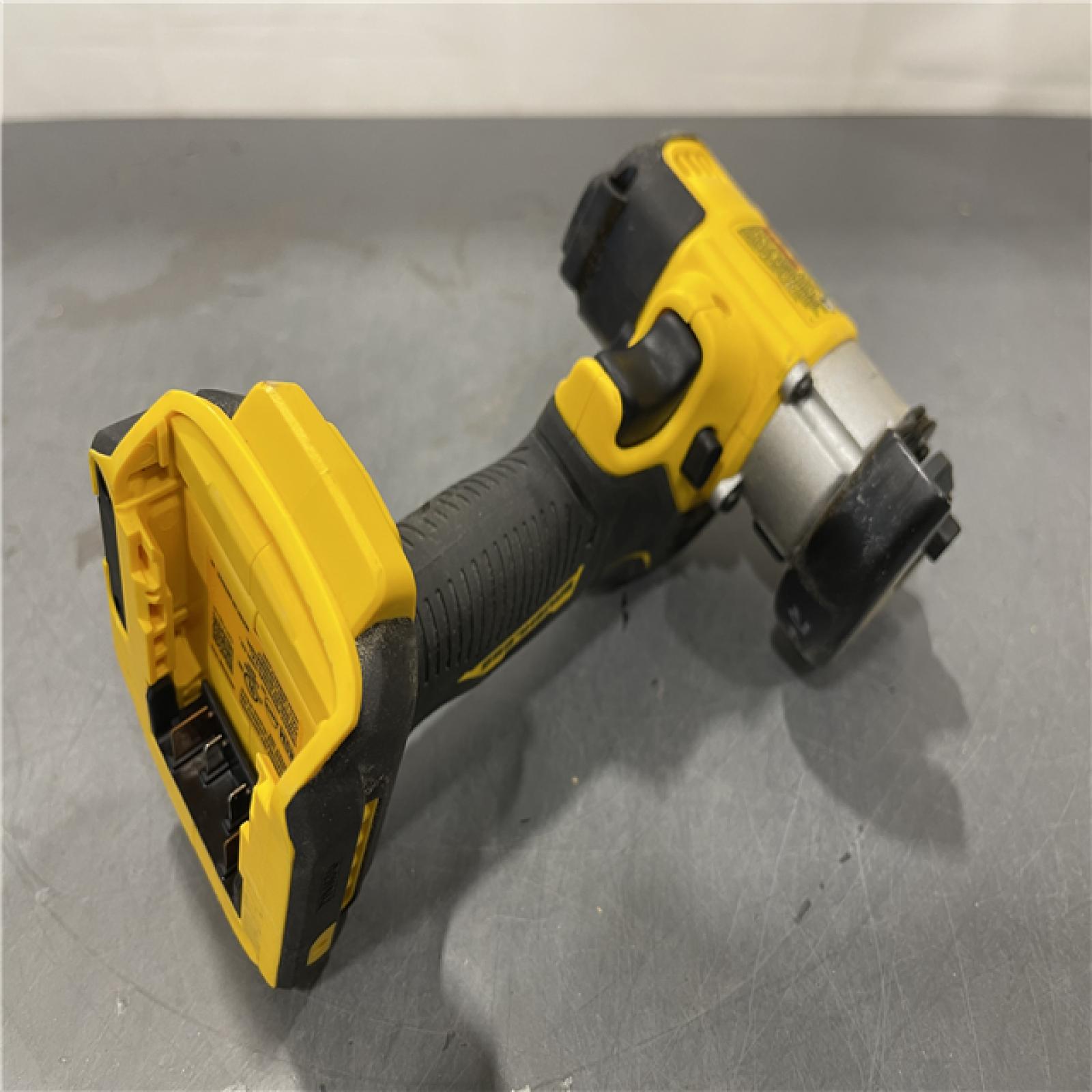 AS-IS - DeWalt 20V XR Lithium-Ion Cordless 3 in. Cut-Off Tool with POWERSTACK 20V 5.0Ah Battery Pack