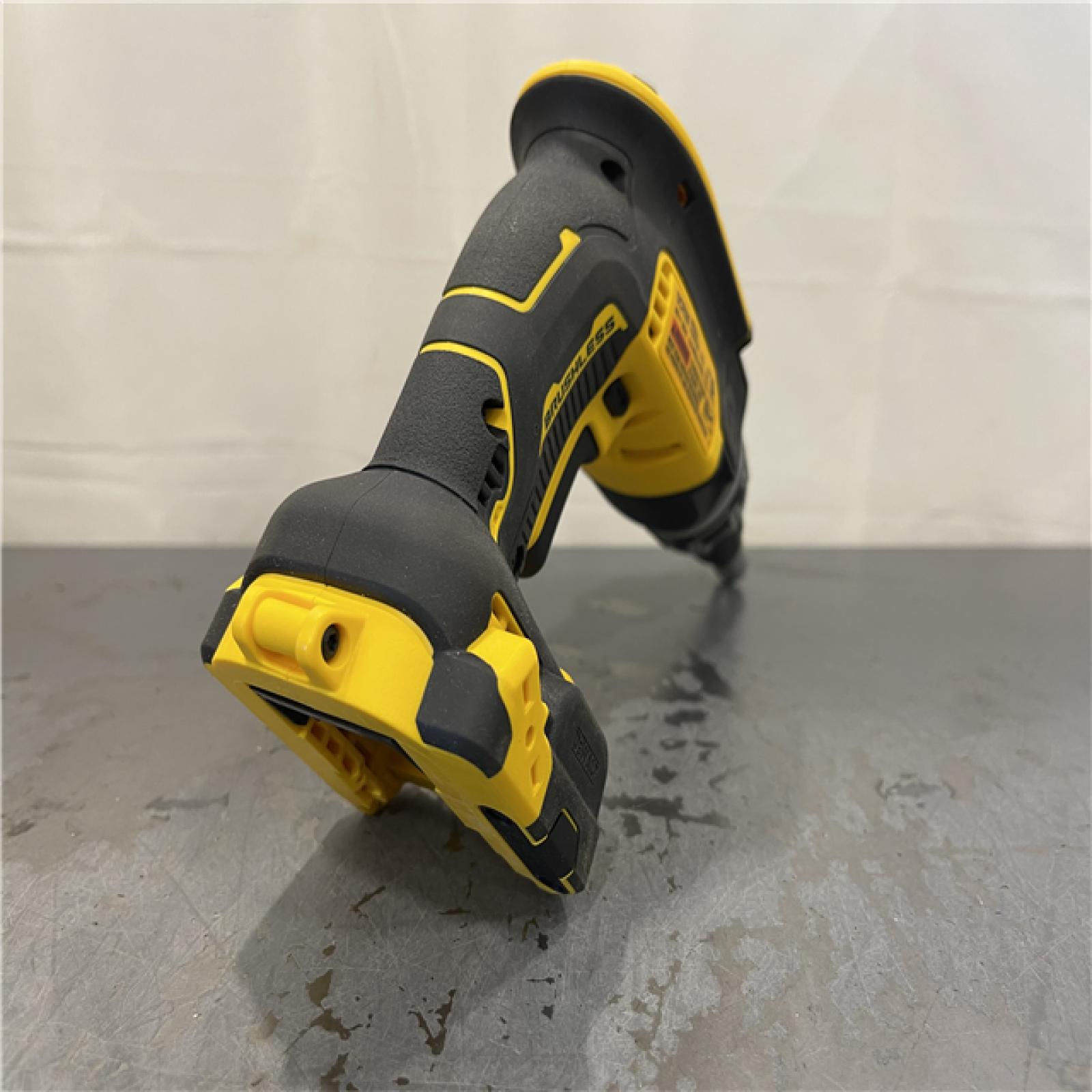 AS-IS - DeWalt 20V MAX XR Brushless Cordless Drywall Screw Gun