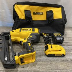AS-IS DEWALT 20V MAX XR 16-Gauge Electric Cordless Angled Finishing Nailer Kit