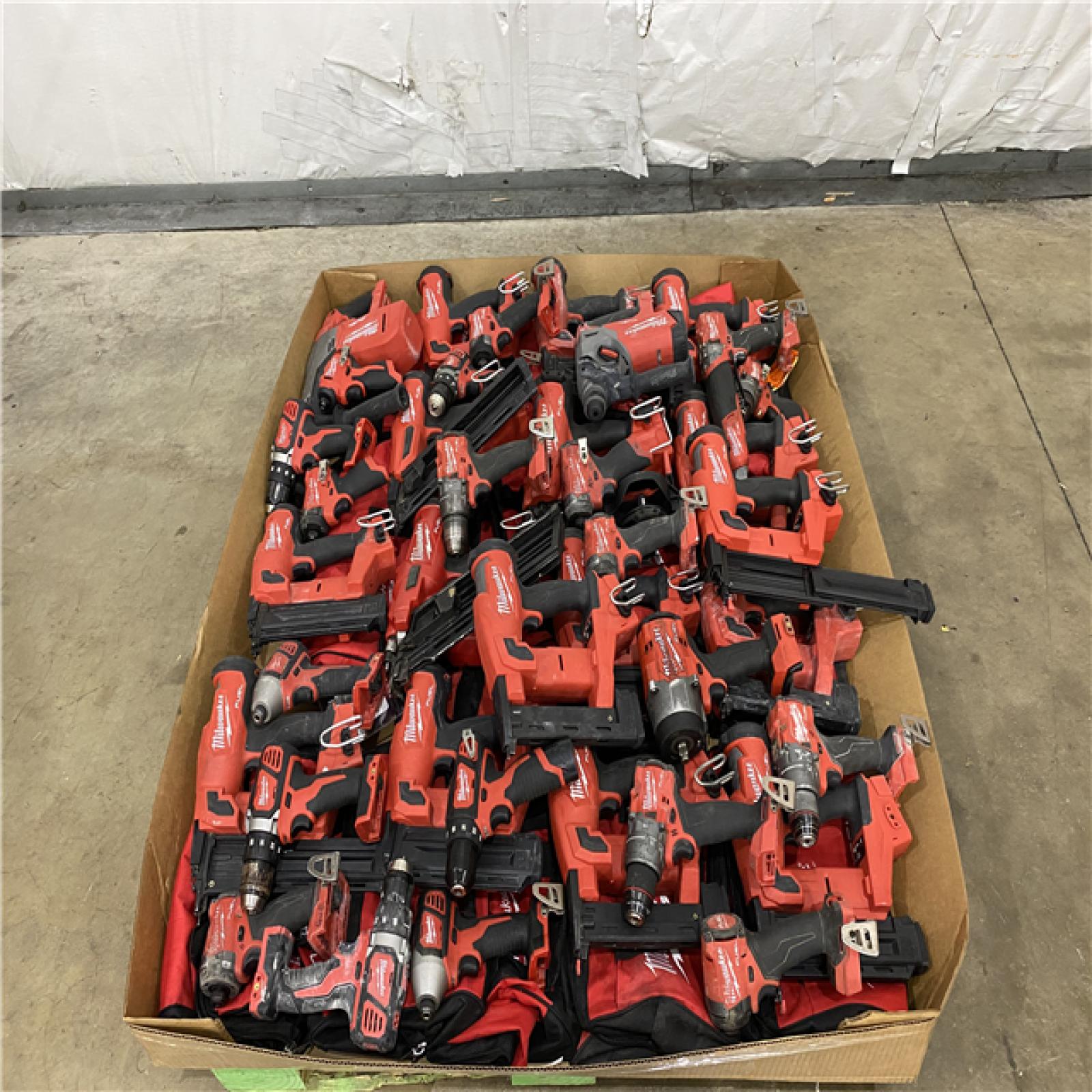 Houston Location AS IS - Tool Pallet