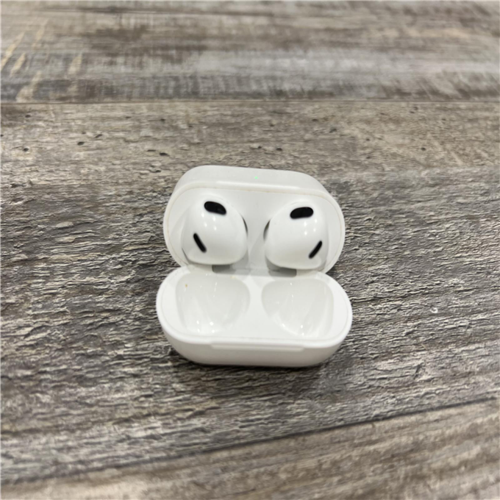 AS-IS AirPods (3rd Generation) with Lightning Charging Case