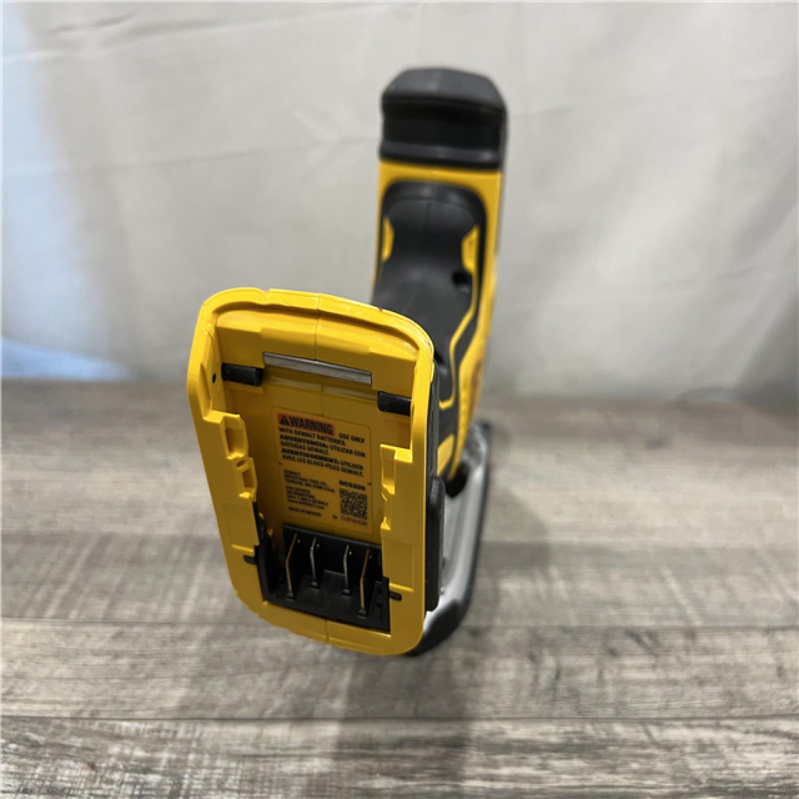 AS-IS DEWALT 20V MAX XR Cordless Barrel Grip Jigsaw (Tool Only)