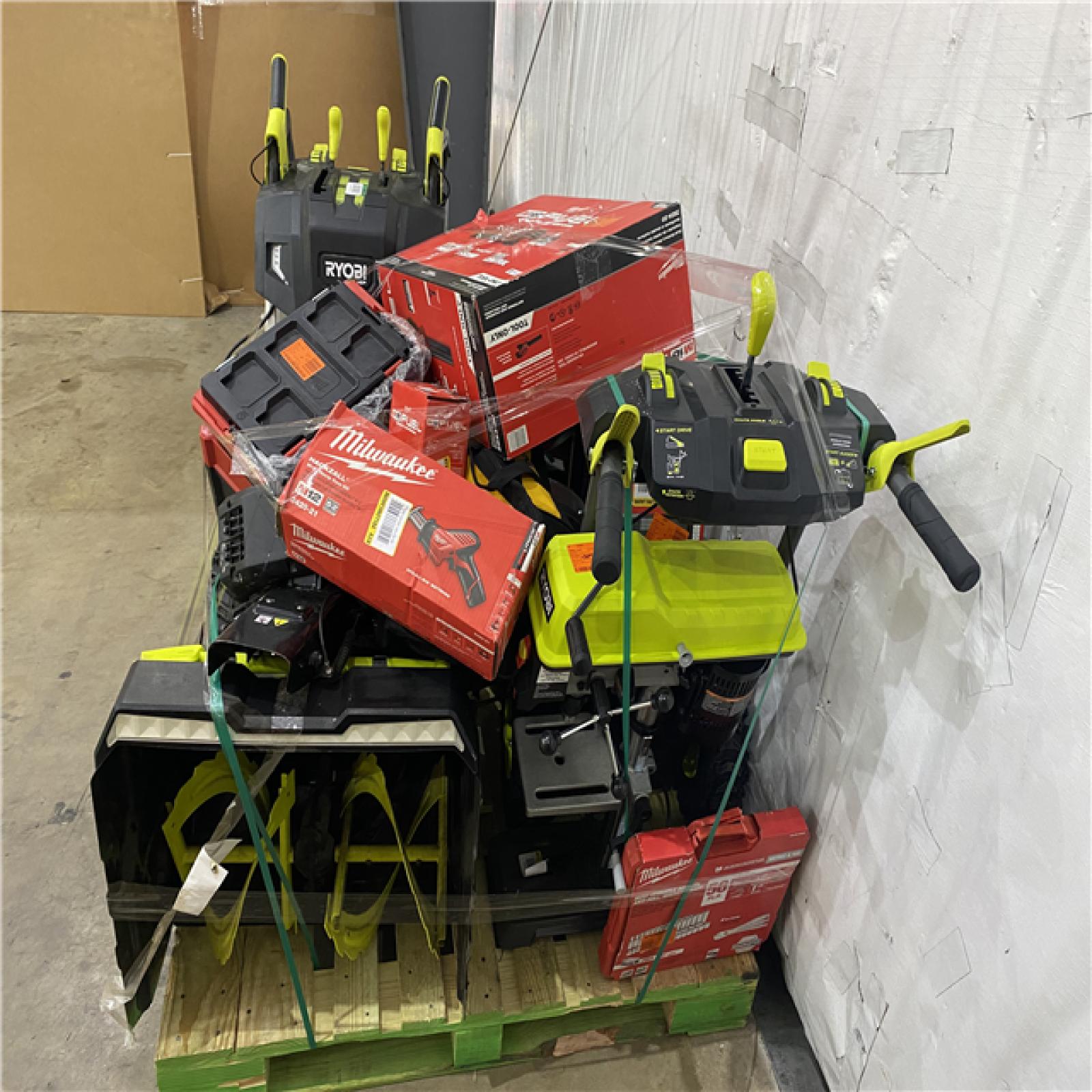 Houston Location AS IS - Tool Pallet