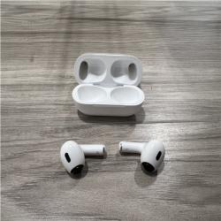 AS-IS  Apple AirPods Pro (2nd Generation) MagSafe Charging Case (USB-C)