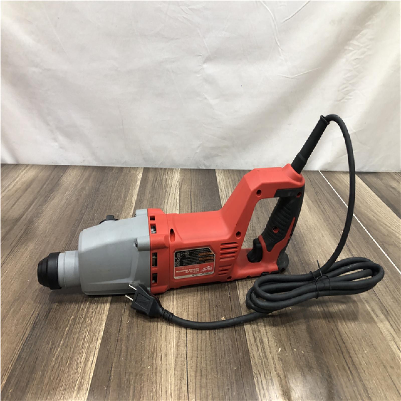 AS-IS Milwaukee 8 Amp Corded 1 in. SDS D-Handle Rotary Hammer