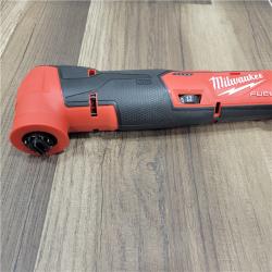 AS-IS Milwaukee M12 12V Lithium-Ion Cordless Oscillating Multi-Tool 2526-20 (Tool-Only)