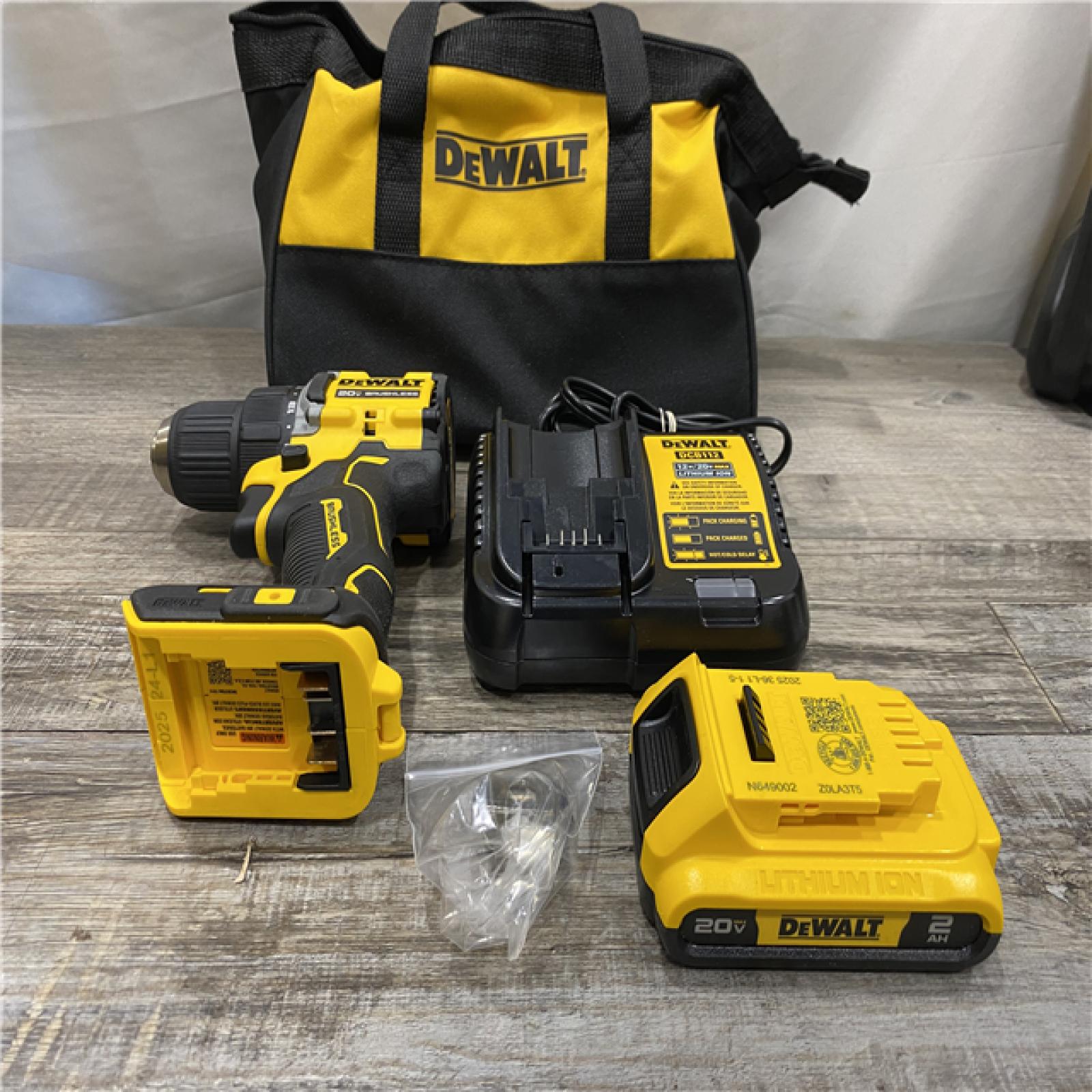 AS-IS DEWALT Atomic 20V Lithium-Ion Cordless Compact 1/2 in. Drill/Driver Kit
