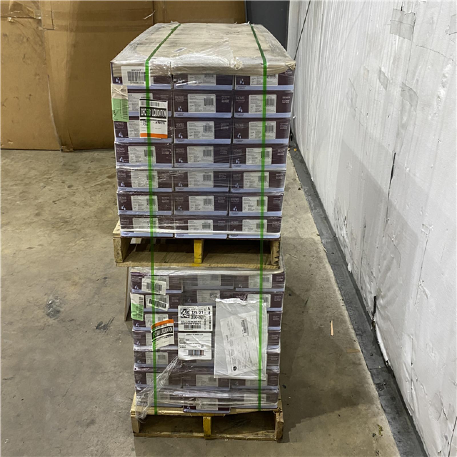 Houston Location AS IS - Flooring Pallet