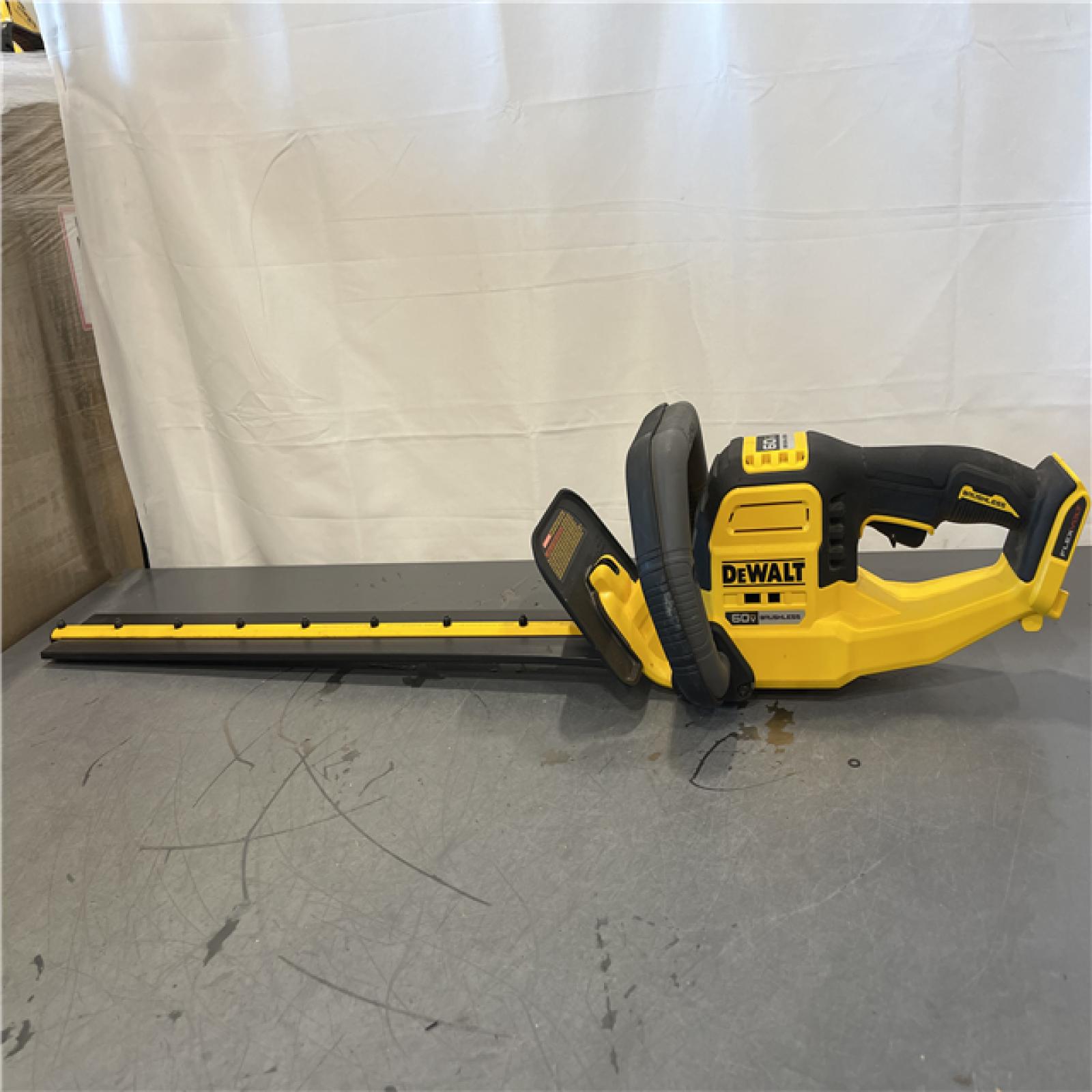 AS-IS- DeWalt FLEXVOLT 60V MAX 26 in. Brushless Cordless Battery Powered Hedge Trimmer