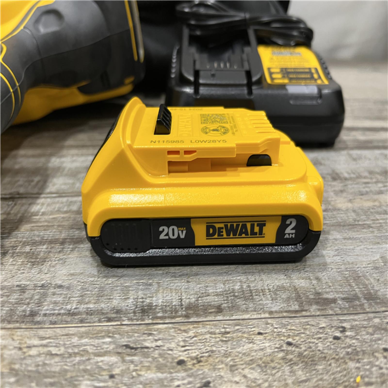 AS-IS DEWALT 20V MAX XR Lithium-Ion Cordless 18-Gauge Narrow Crown Stapler Kit