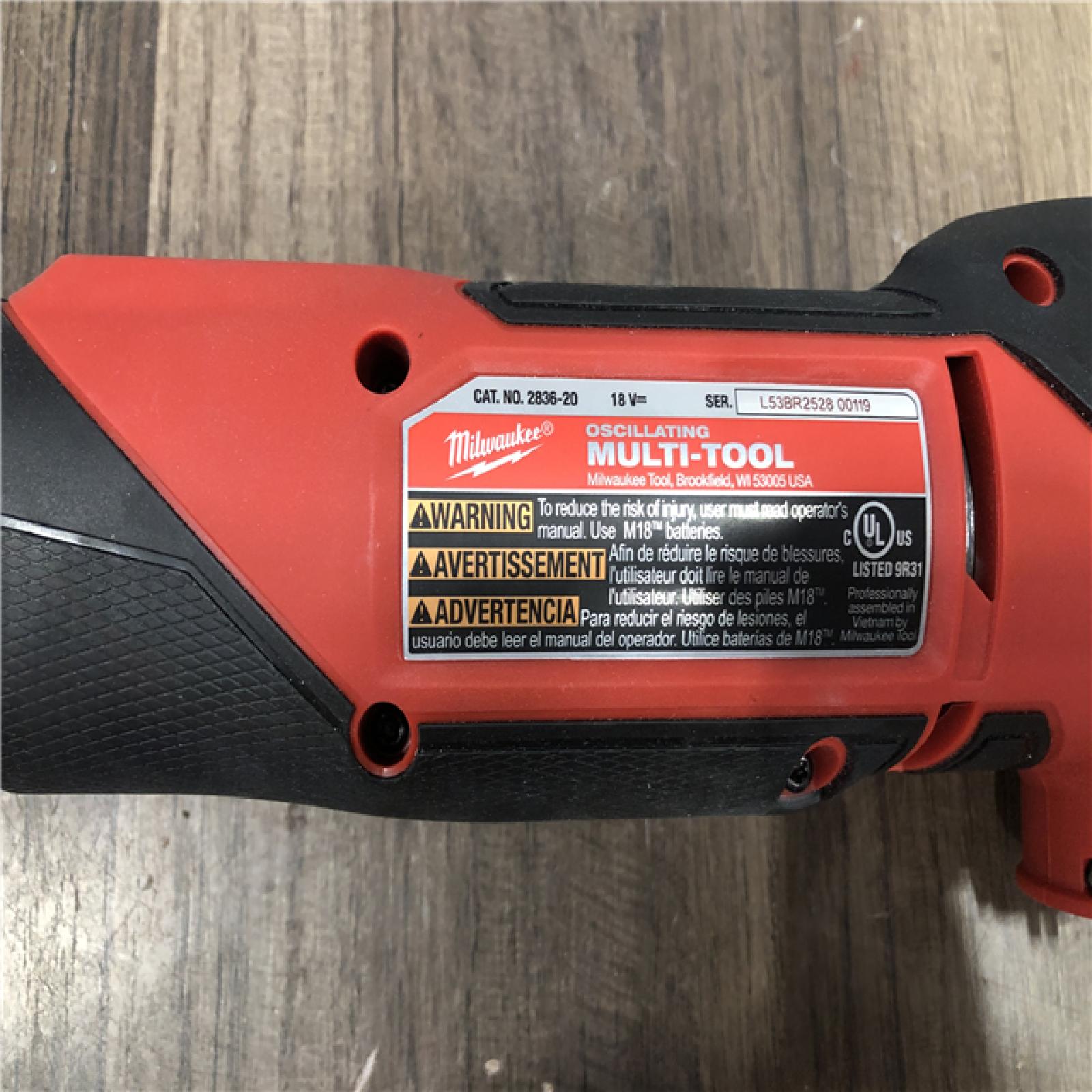 AS-IS Milwaukee  FUEL 18V Lithium-Ion Cordless Brushless Oscillating Multi-Tool (Tool-Only)