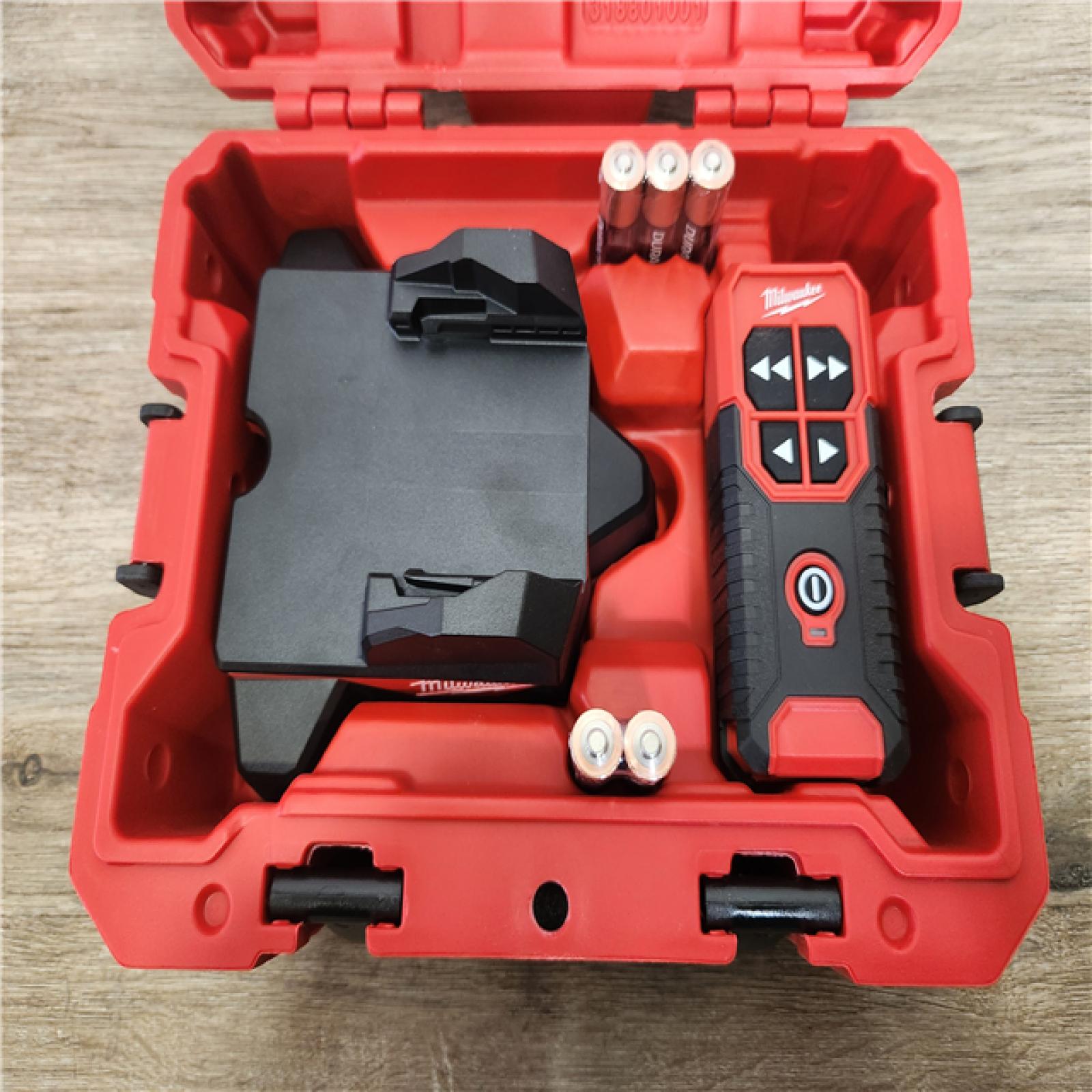 Phoenix Location NEW Milwaukee Wireless Laser Level Alignment Base with Remote 48-35-1314