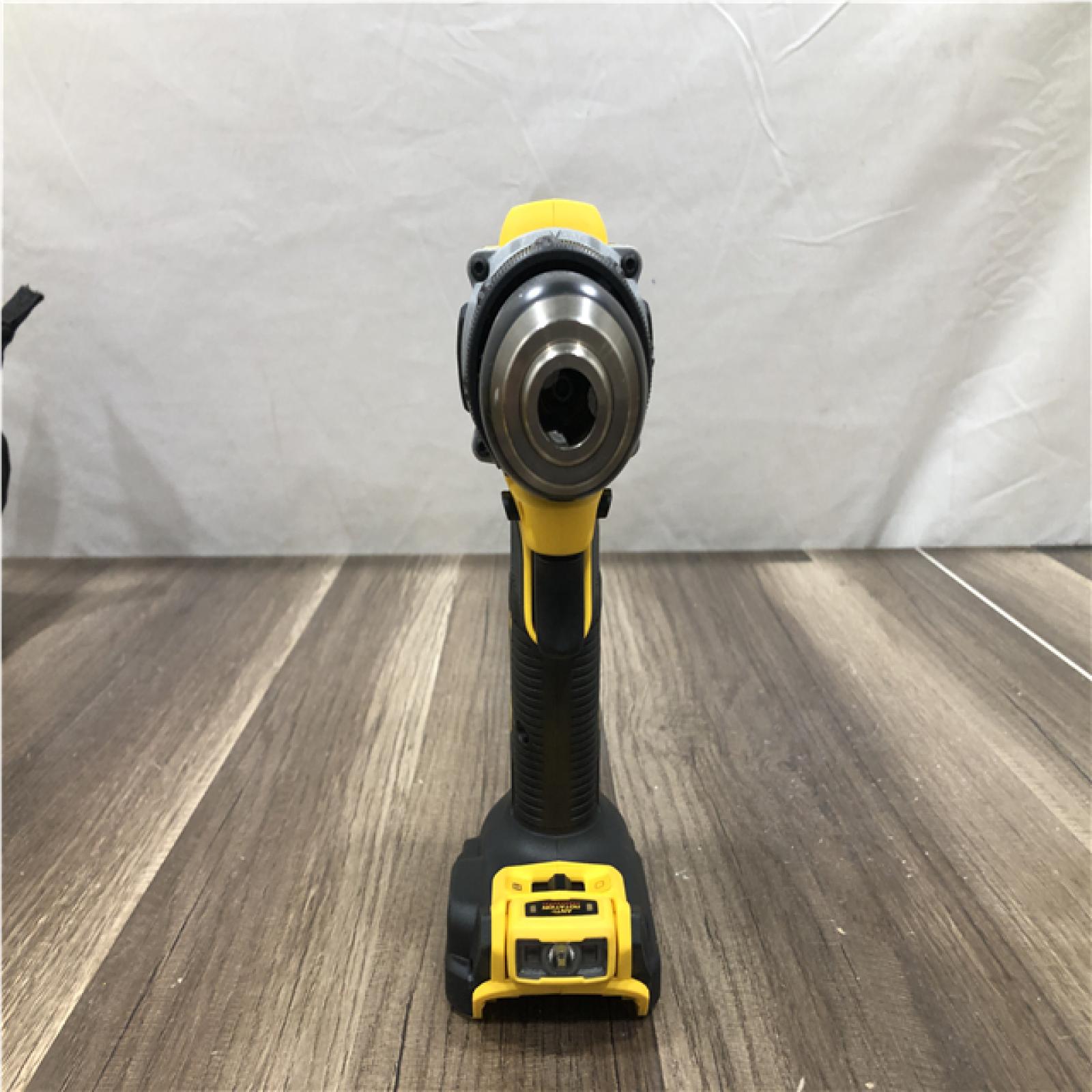AS-IS DEWALT 20V XR Lithium-Ion Cordless Brushless 1/2 in. Drill/Driver Kit