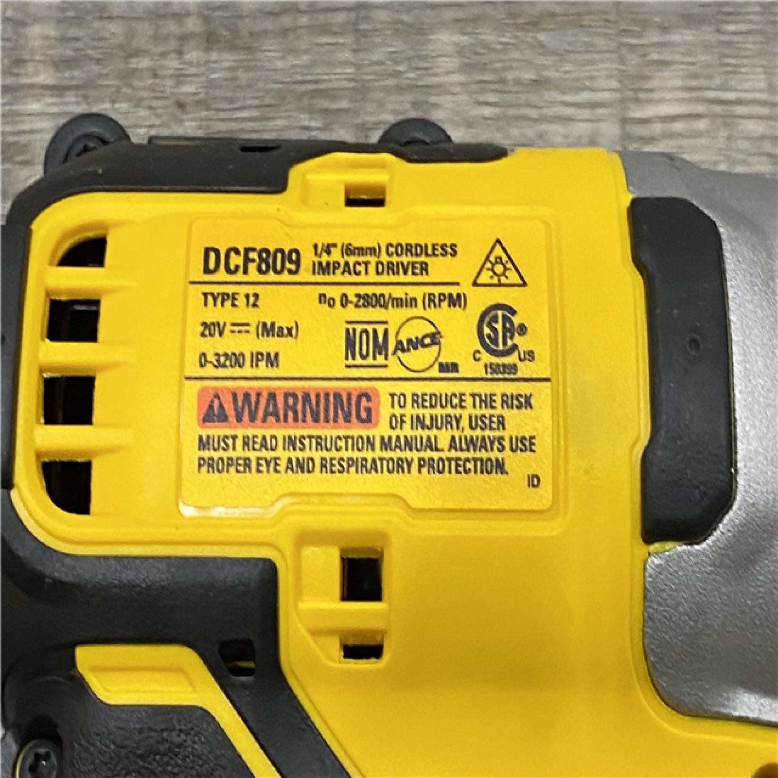 AS-IS DEWALT ATOMIC 20-Volt MAX Lithium-Ion Cordless Combo Kit