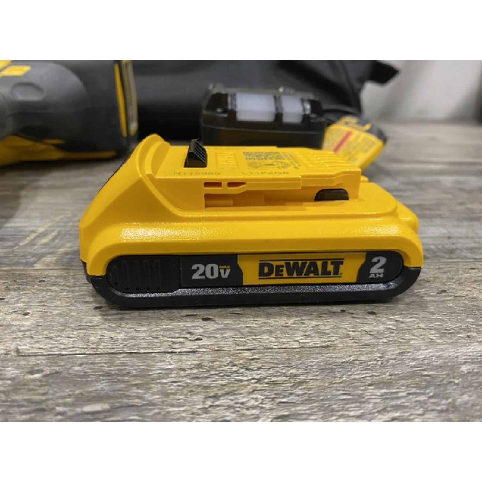 AS-IS DEWALT 20V MAX XR 16-Gauge Electric Cordless Angled Finishing Nailer Kit