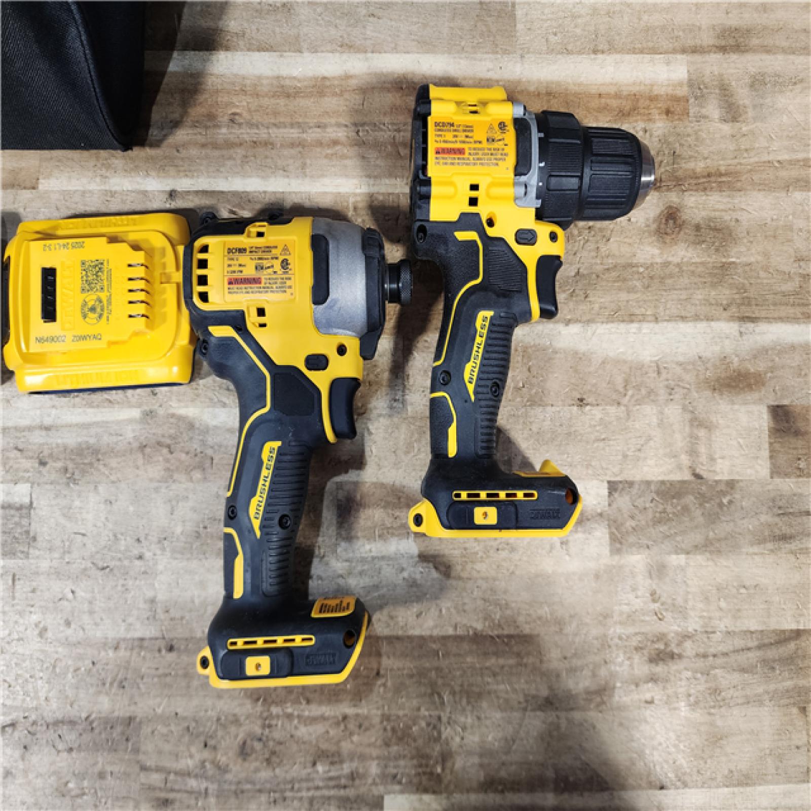 HOUSTON LOCATION - AS - IS DEWALT ATOMIC 20-Volt MAX Lithium-Ion Cordless Combo Kit