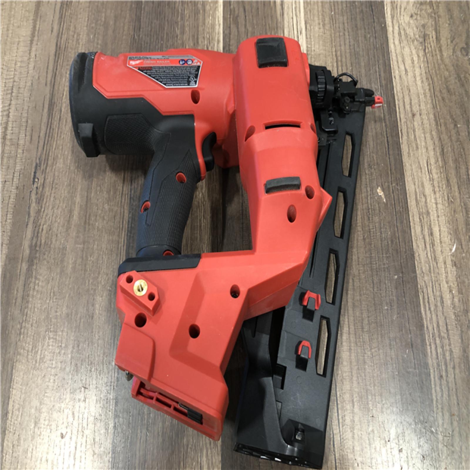 AS-IS Milwaukee  FUEL 18-Volt Lithium-Ion Brushless Cordless Gen II 16-Gauge Angled Finish Nailer (Tool-Only)