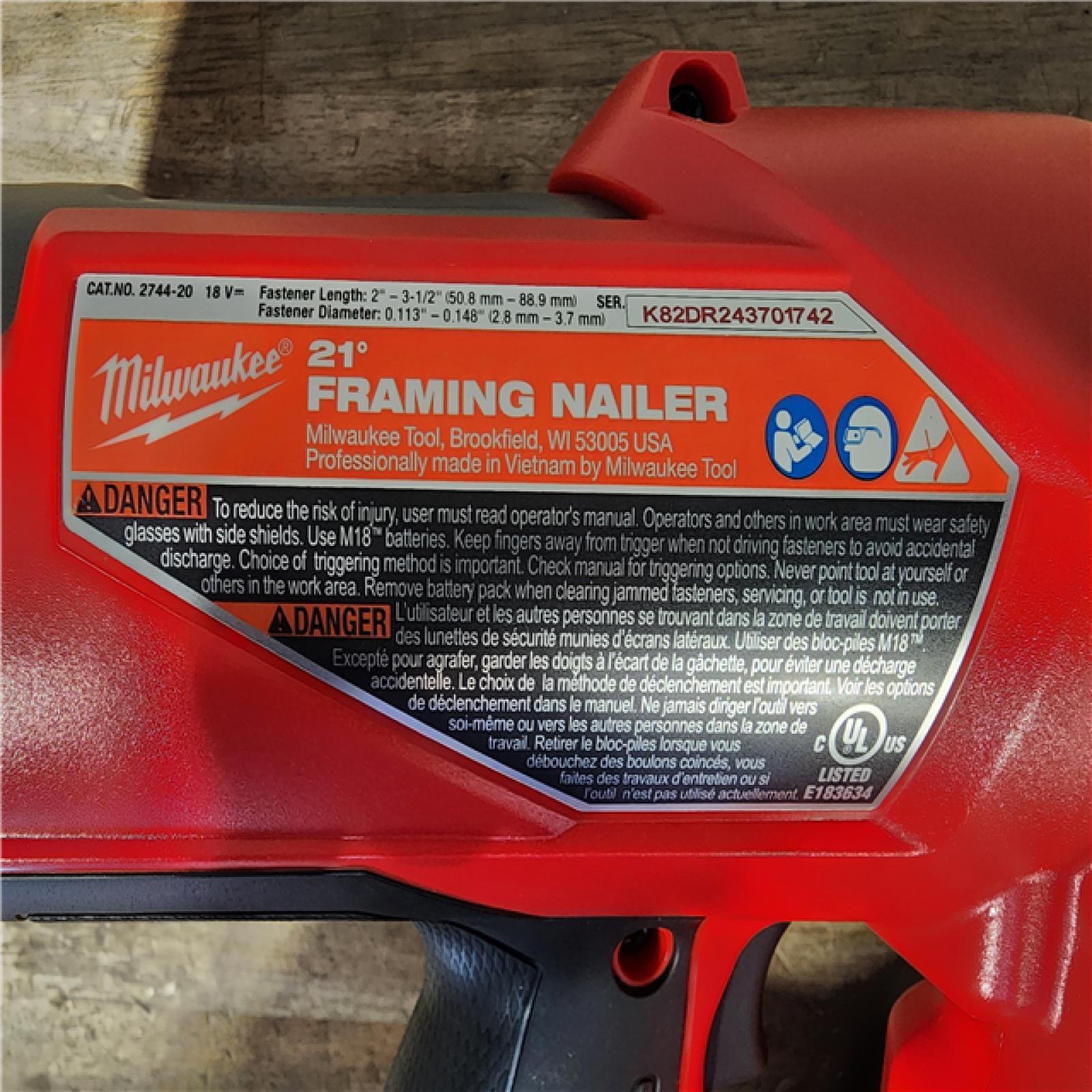 HOUSTON LOCATION - AS-IS (APPEARS LIKE NEW) Milwaukee 2744-20 M18 FUEL 3-1/2 in. 18V 21-Degree Lithium-Ion Brushless Cordless Framing Nailer (Tool-Only)