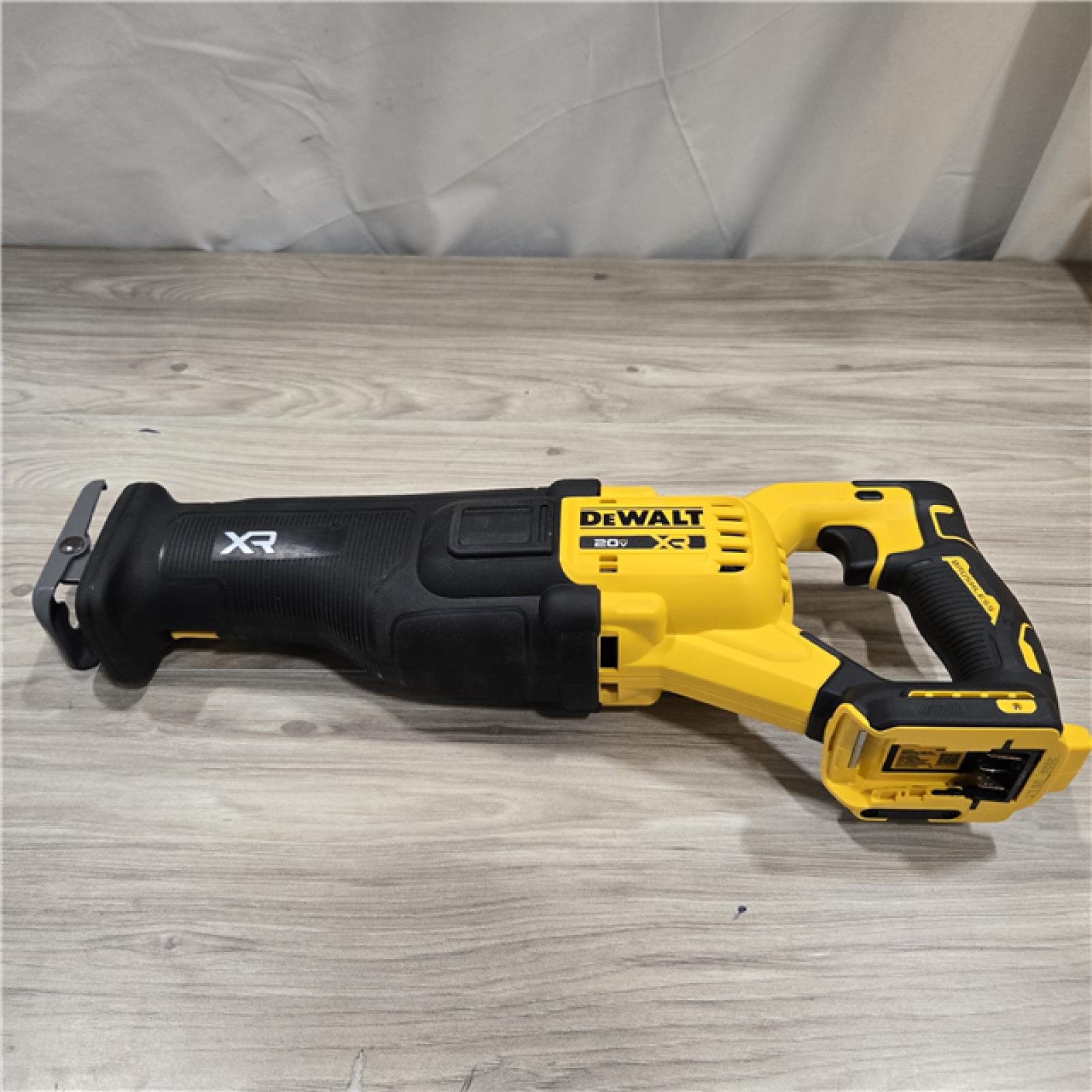 AS-IS DeWalt 20V MAX XR Cordless Reciprocating Saw (Tool-Only)