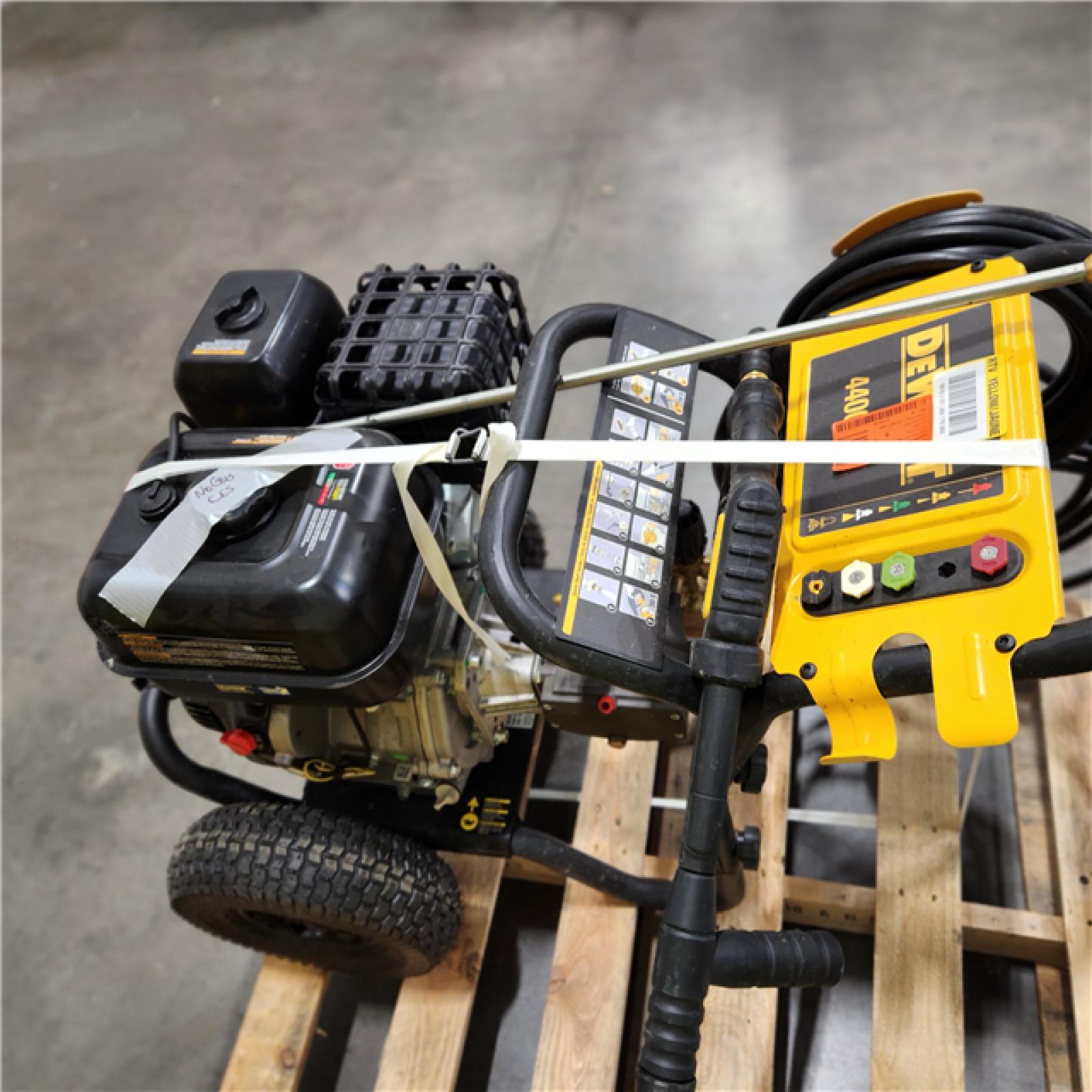 Dallas Location AsIs DEWALT DXPW61156 4400 psi Gas Pressure Washer