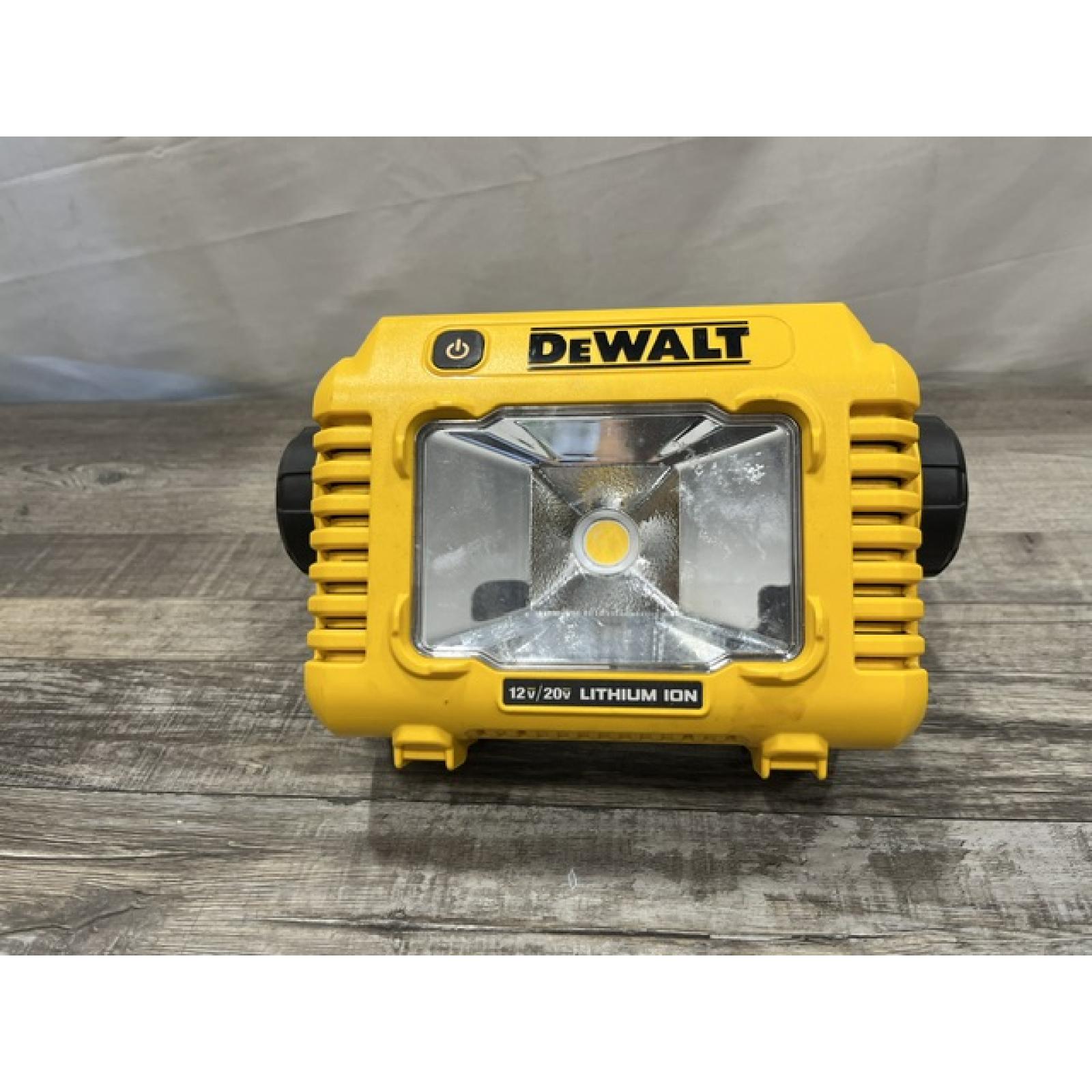 AS-IS DEWALT 20V MAX Compact Cordless Task Lightt (Tool Only)