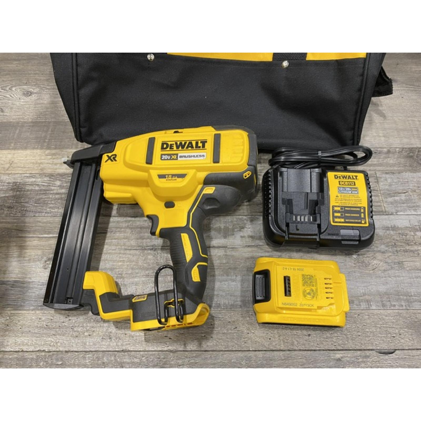 AS-IS DEWALT 20V MAX XR Lithium-Ion Cordless 18-Gauge Narrow Crown Stapler Kit