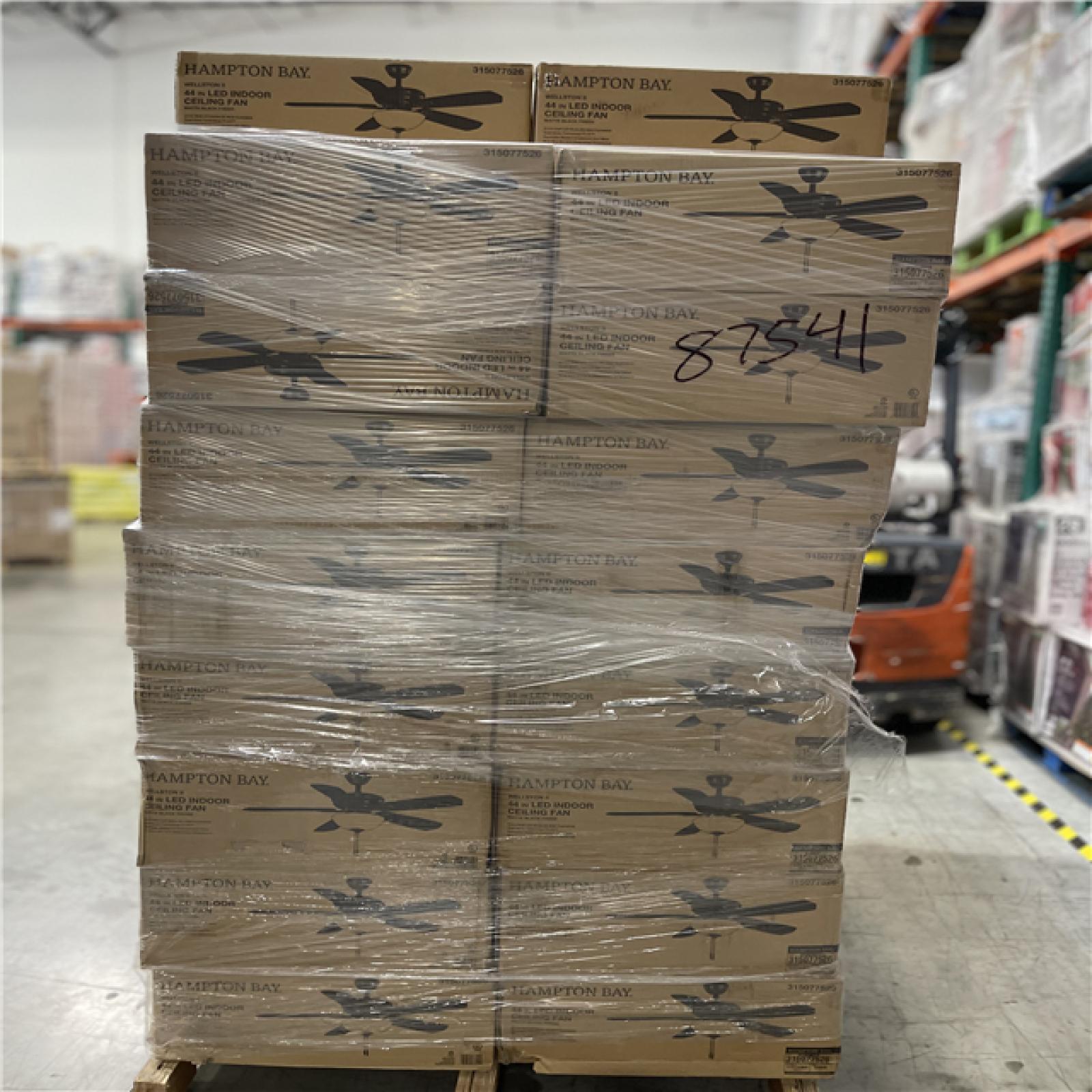 DALLAS LOCATION - Hampton Bay 37849 Wellston II 44 in. LED Matte Black Ceiling Fan with Light Kit PALLET-(70 UNITS)