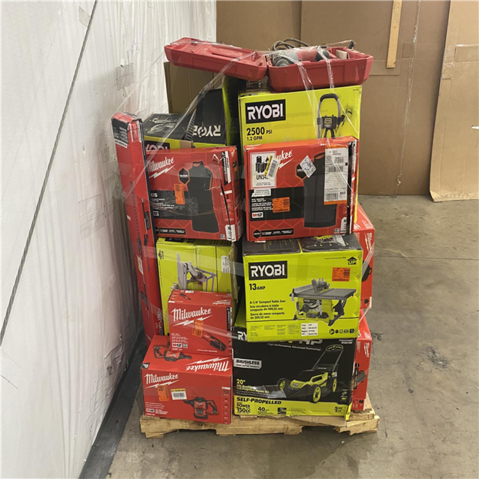 Houston Location AS IS - outdoor pallet