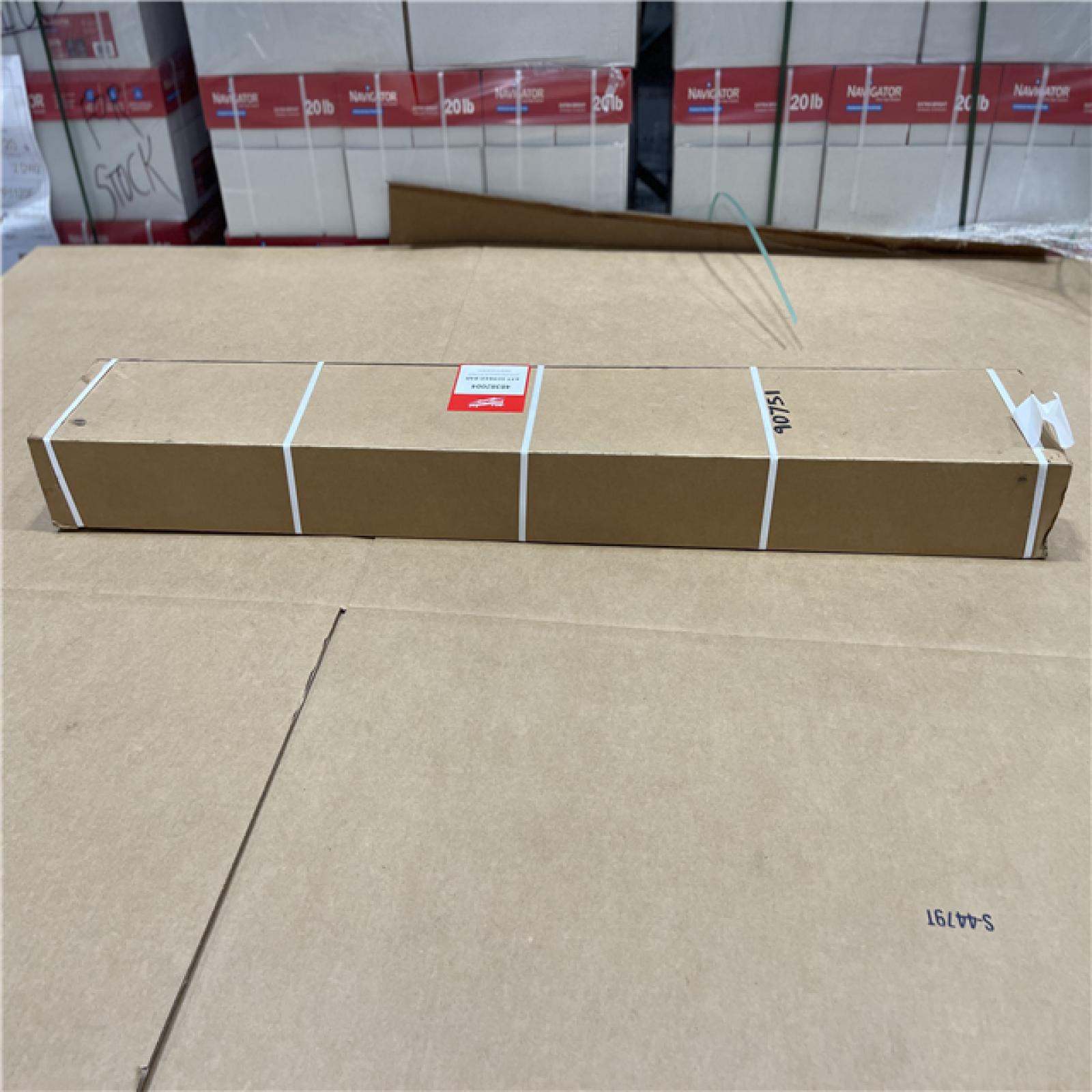 NEW! Milwaukee 4' Screed Bar