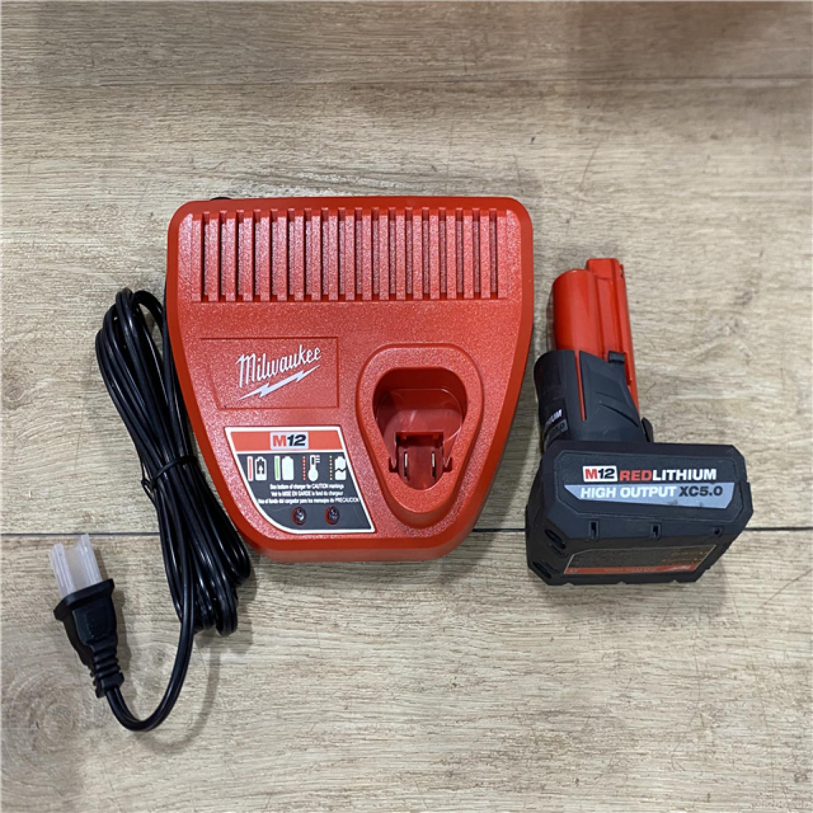 AS-IS Milwaukee FUEL 12V Li-Ion Brushless Cordless Stubby 3/8 in. Impact Wrench Kit