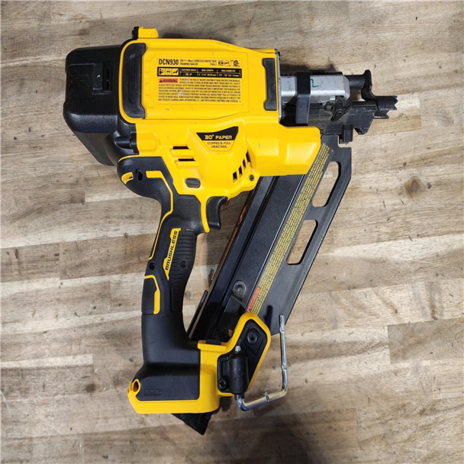 HOUSTON LOCATION - AS-IS DEWALT 20-Volt 30° Cordless Framing Nailer (Tool-Only)