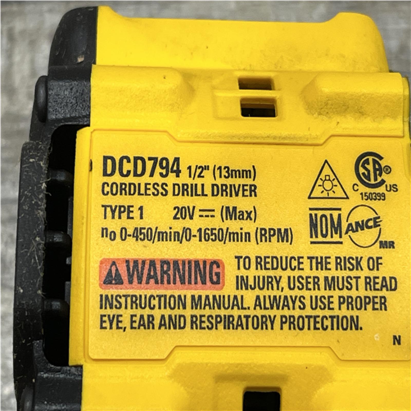 AS-IS DEWALT Atomic 20V Lithium-Ion Cordless Compact 1/2 in. Drill/Driver Kit