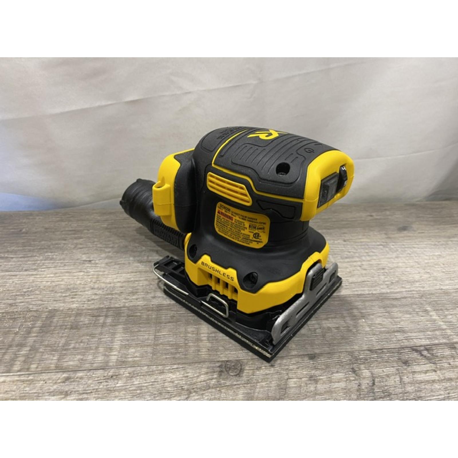 AS-IS DEWALT 20V MAX XR Cordless Brushless 1/4 Sheet Variable Speed Sander (Tool Only)