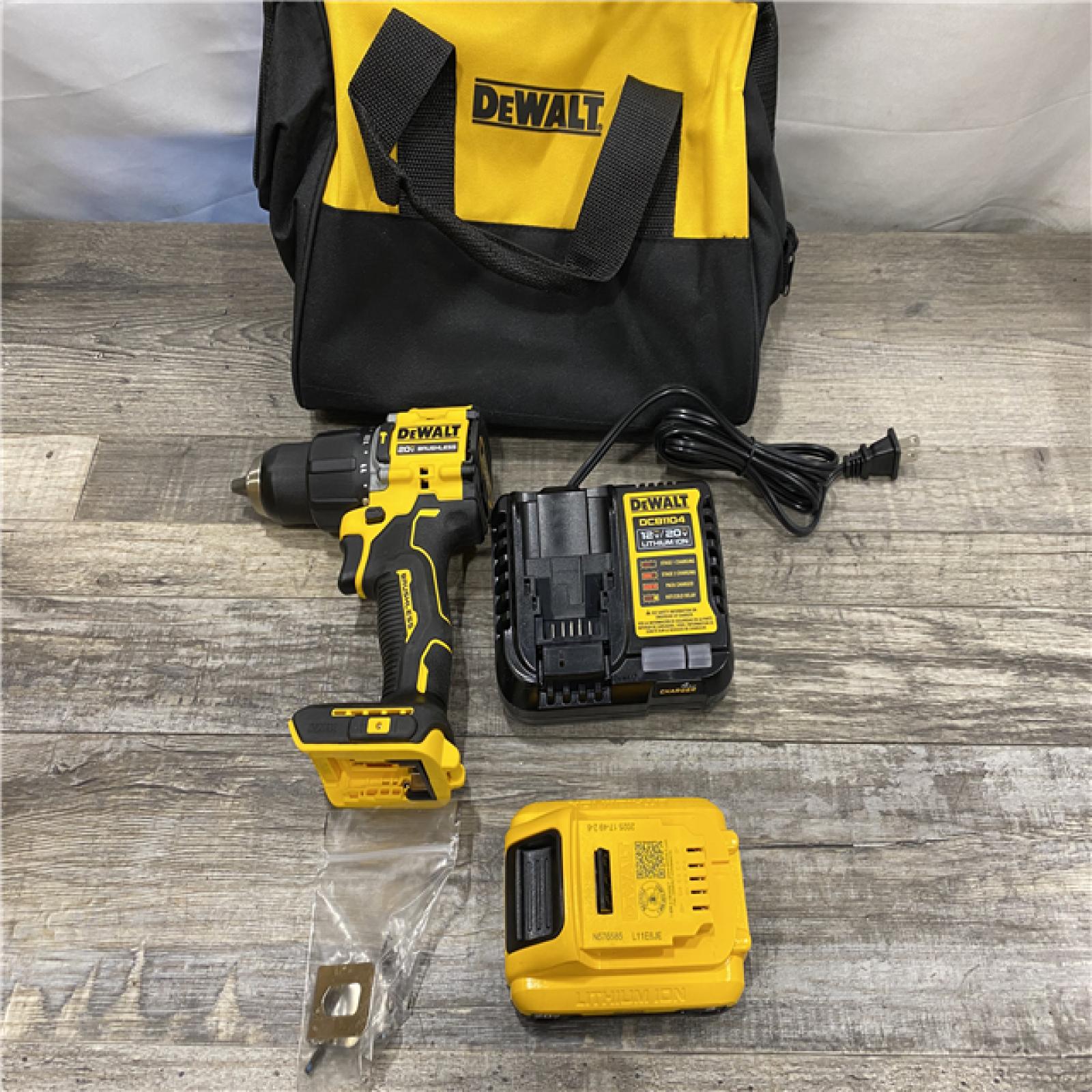AS-IS DEWALT ATOMIC 20V Cordless 1/2 in. Compact Hammer Drill Kit