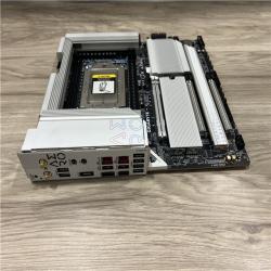 AS-IS Gigabyte TRX50 AERO D TR5 4xDDR5