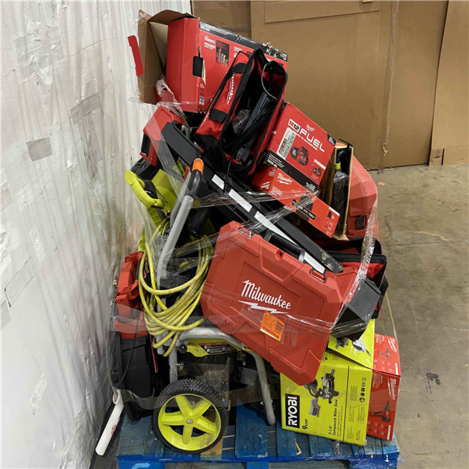 Houston Location AS IS - Tool Pallet