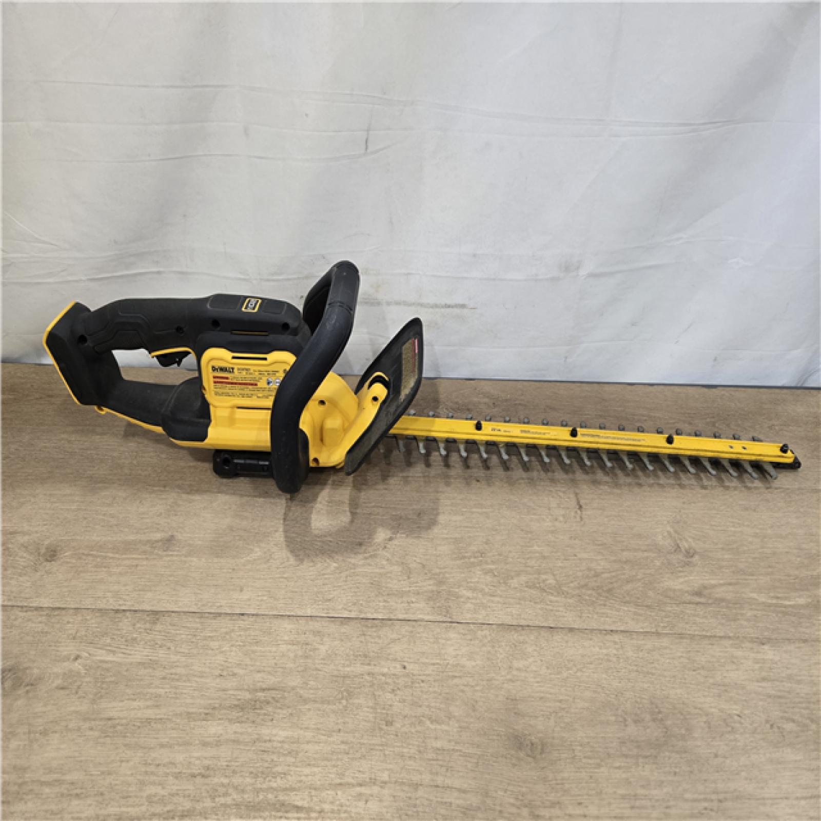 AS-IS DEWALT 20V MAX 22 in. Cordless Hedge Trimmer (Tool Only)