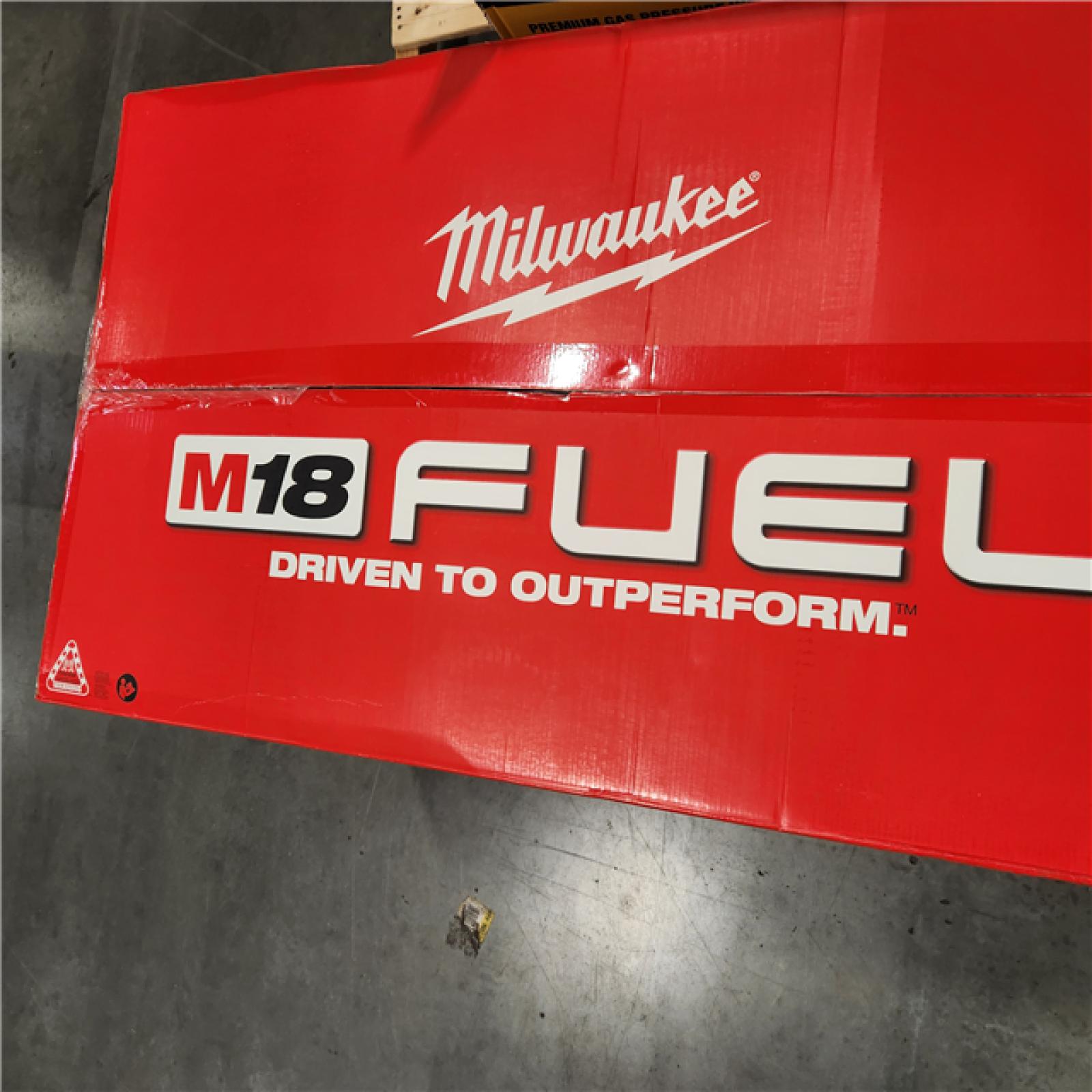NEW- M18 FUEL Brushless Cordless 21 in. Walk Behind Dual Battery Self-Propelled Mower W/(2) 12.0Ah Battery and Rapid Charger