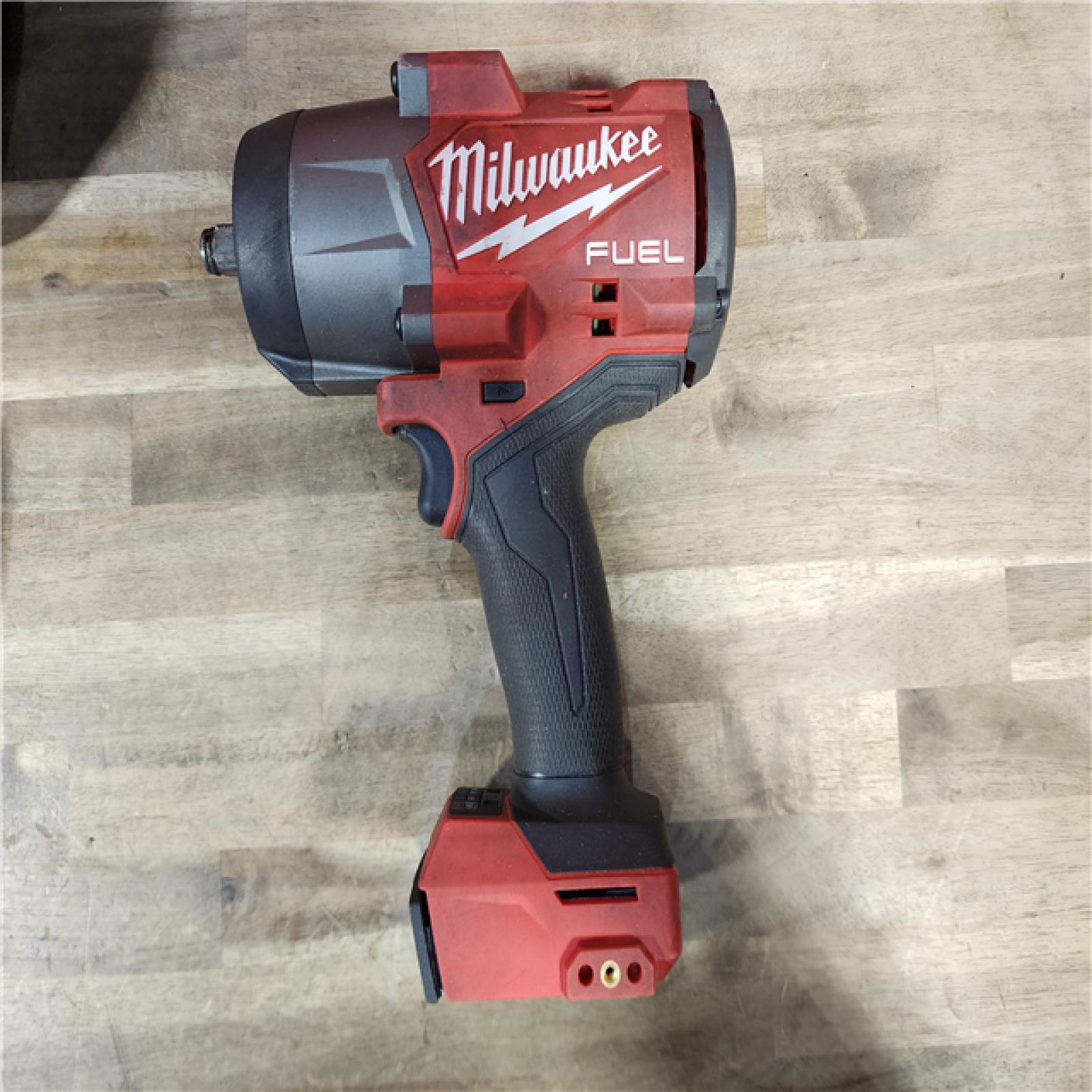HOUSTON LOCATION - AS-IS Milwaukee M18 1/2 in. Cordless Brushless High Torque Impact Wrench Kit (Battery & Charger)