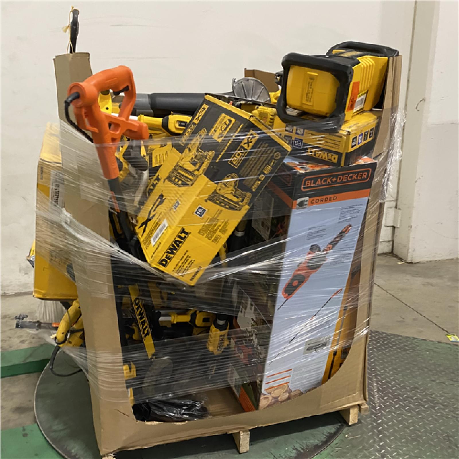 Dallas Location - As-Is DEWALT Tool Pallet