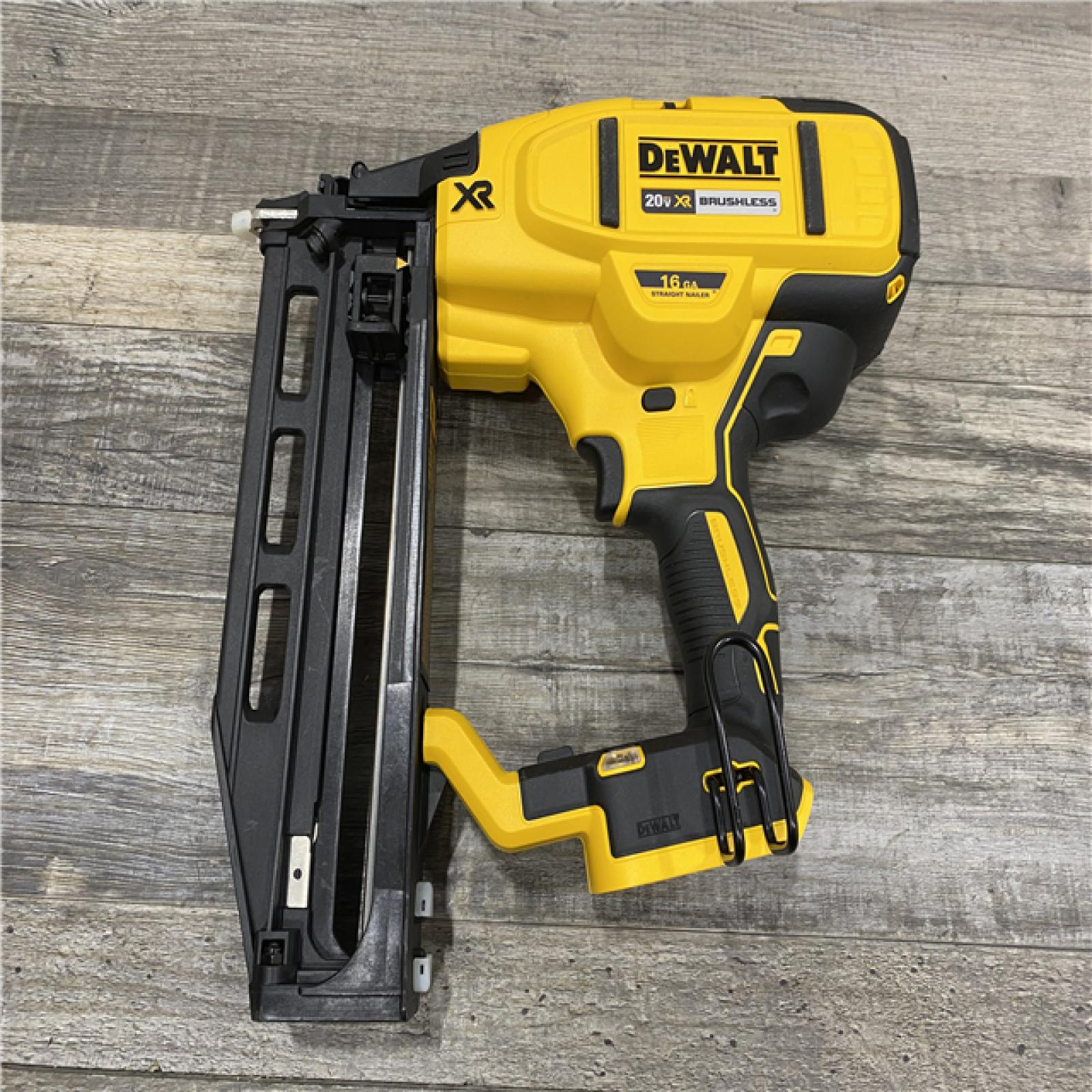 AS-IS DEWALT 20V MAX XR 16-Gauge Lithium-Ion Cordless Finish Nailer (Tool Only)
