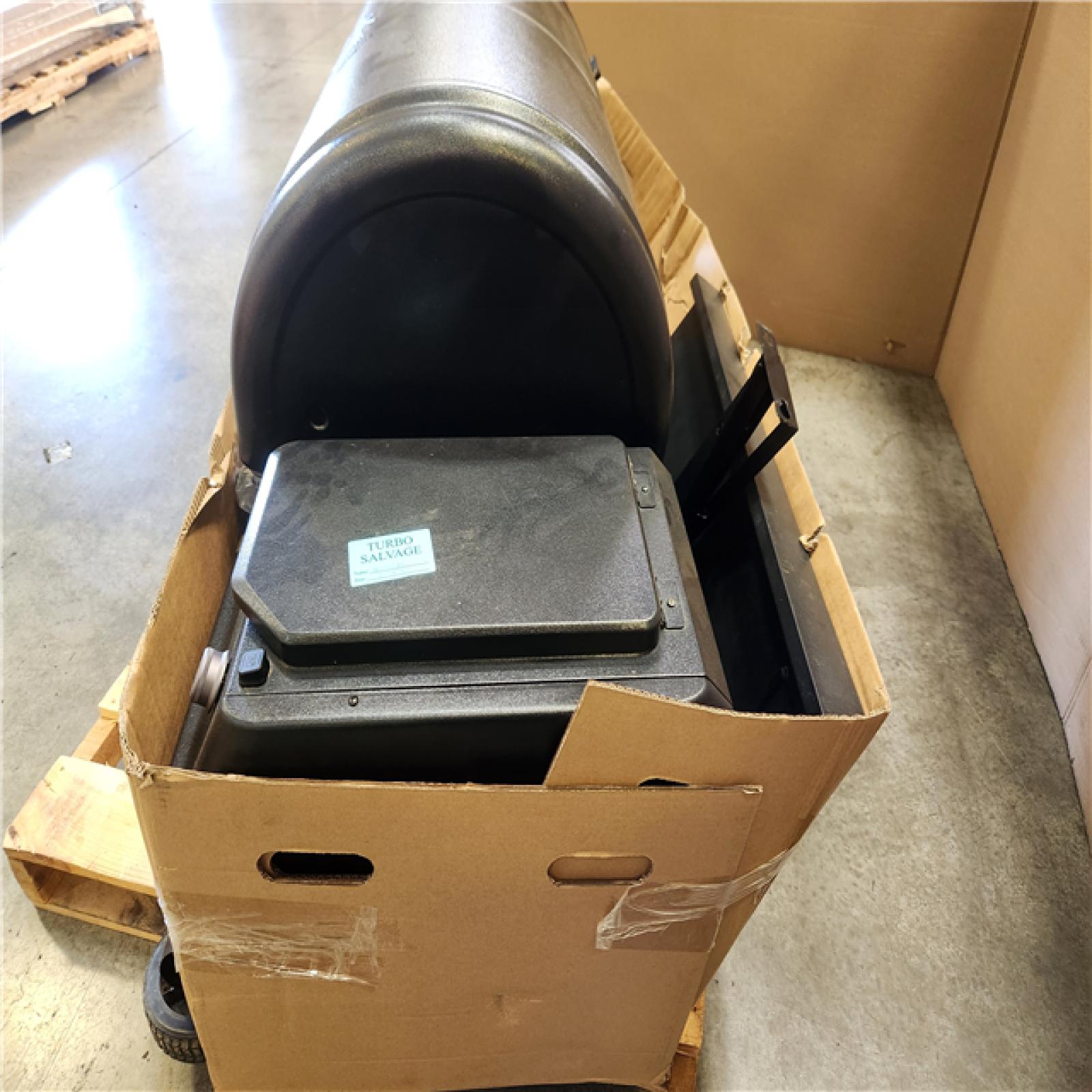 Phoenix AS-IS Traeger Ironwood XL Wi-Fi Pellet Grill and Smoker in Black