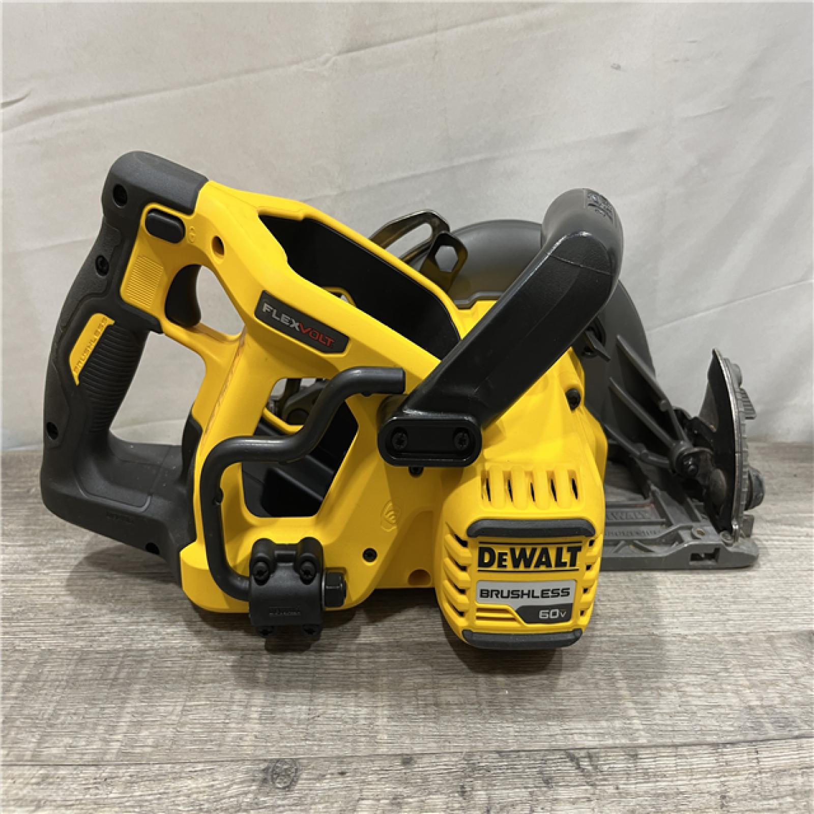 AS-IS DEWALT FLEXVOLT 60V MAX Cordless Brushless 7-1/4 in. Wormdrive Style Circular Saw (Tool Only)