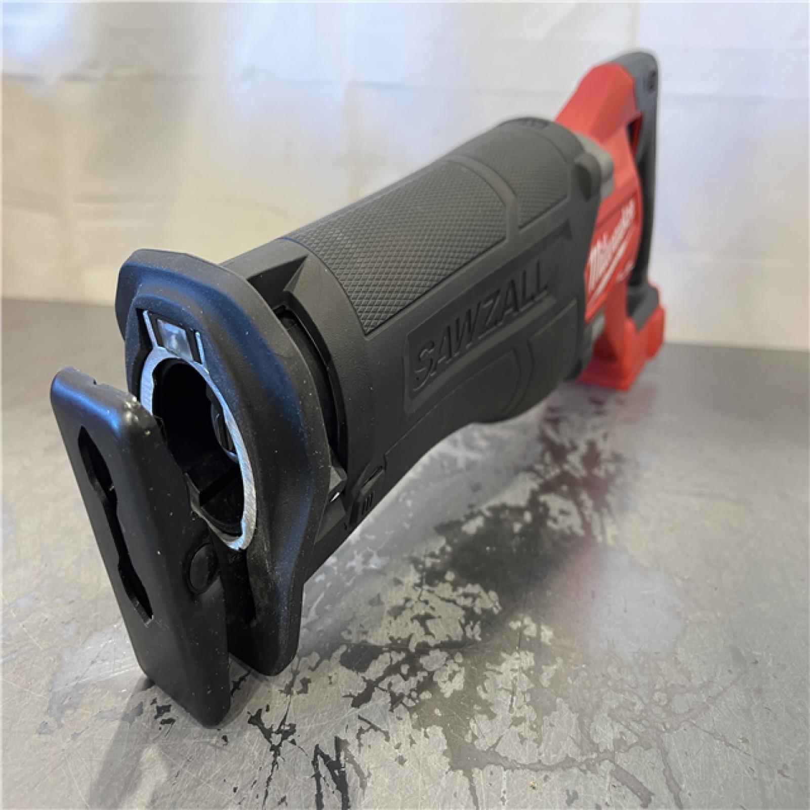 AS-IS - Milwaukee M18 FUEL GEN-2 18V Lithium-Ion Brushless Cordless SAWZALL Reciprocating Saw