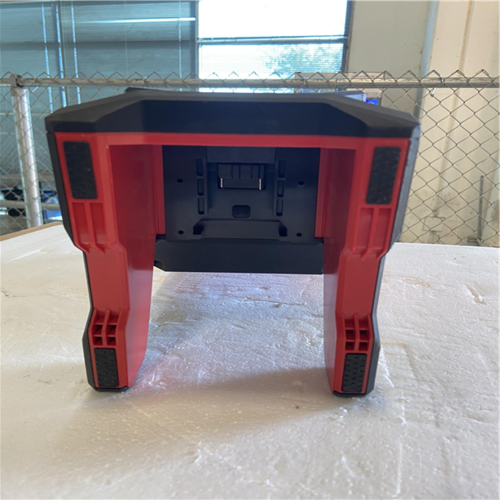 AS-IS Jobsite Speaker,Cordless,13 1/8 in H