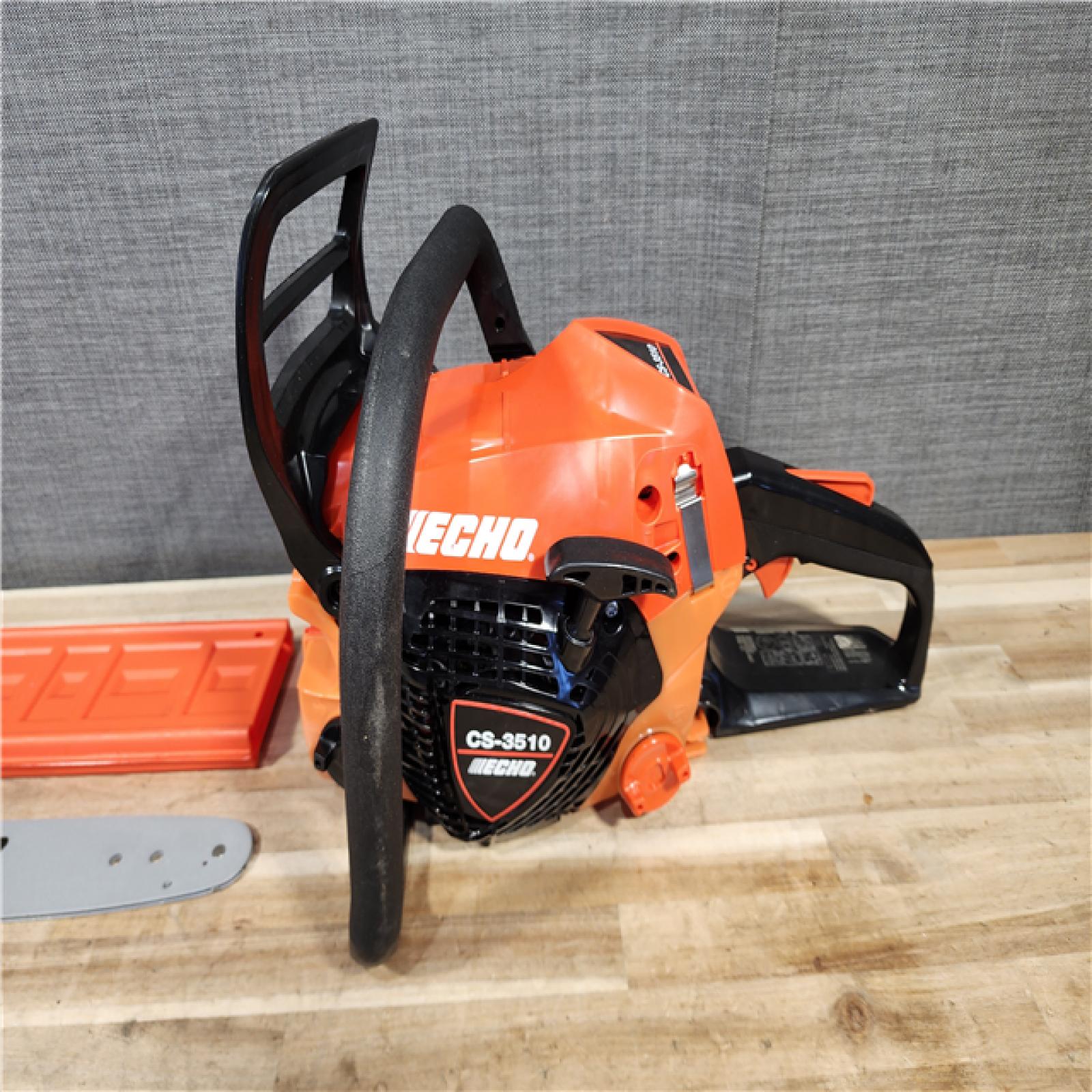 HOUSTON LOCATION - AS-IS (APPEARS LIKE NEW) Echo CS-3510-16 34.4cc 16  2 Stroke Gas Lightweight Rear Handle Chainsaw
