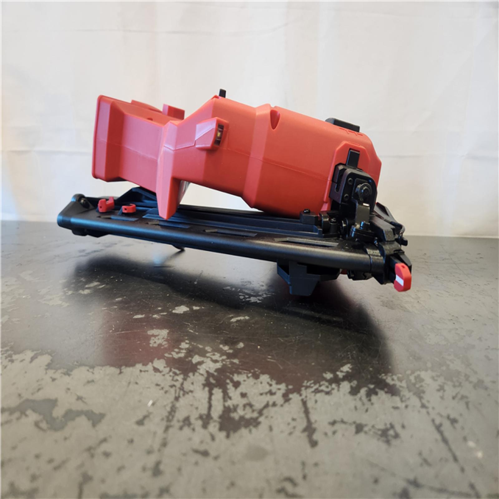 AS-IS- Milwaukee M18 FUEL 15 Ga. 18 Volt Brushless Angled Finish Nailer