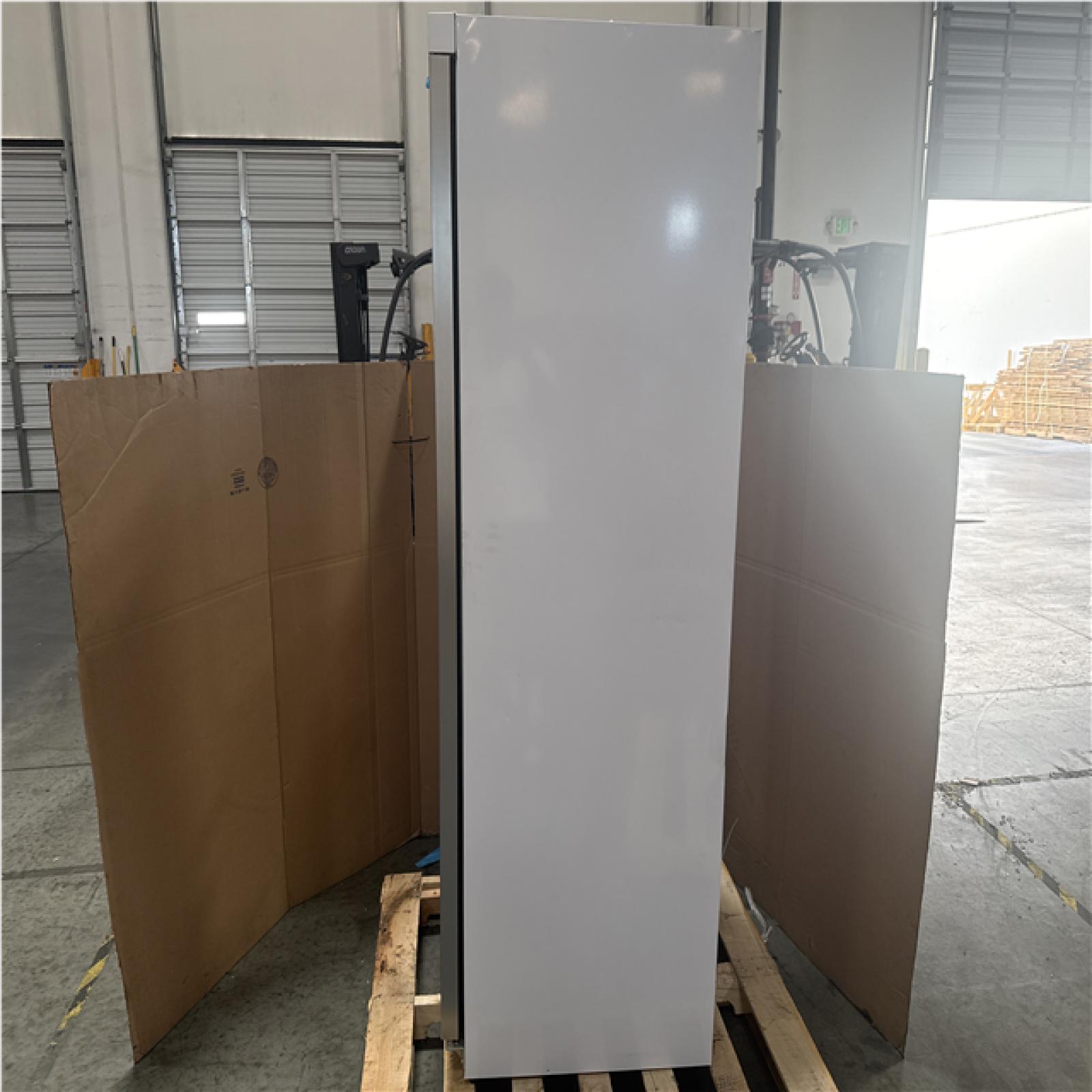 CALIFORNIA AS IS KOOLMORE REACH IN FREEZER KM-FMD20WGD