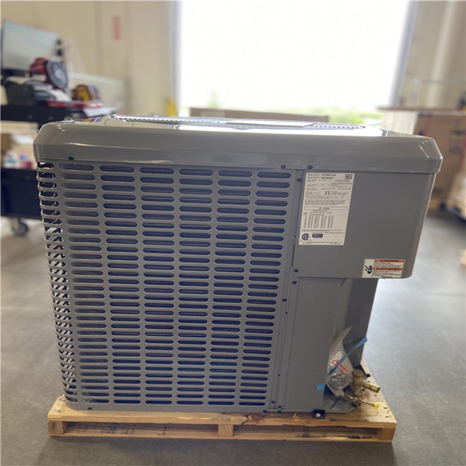 DALLAS LOCATION - Johnson Controls 5 Ton 15.2seer/7.8 Hspf 2-Stage Heat Pump