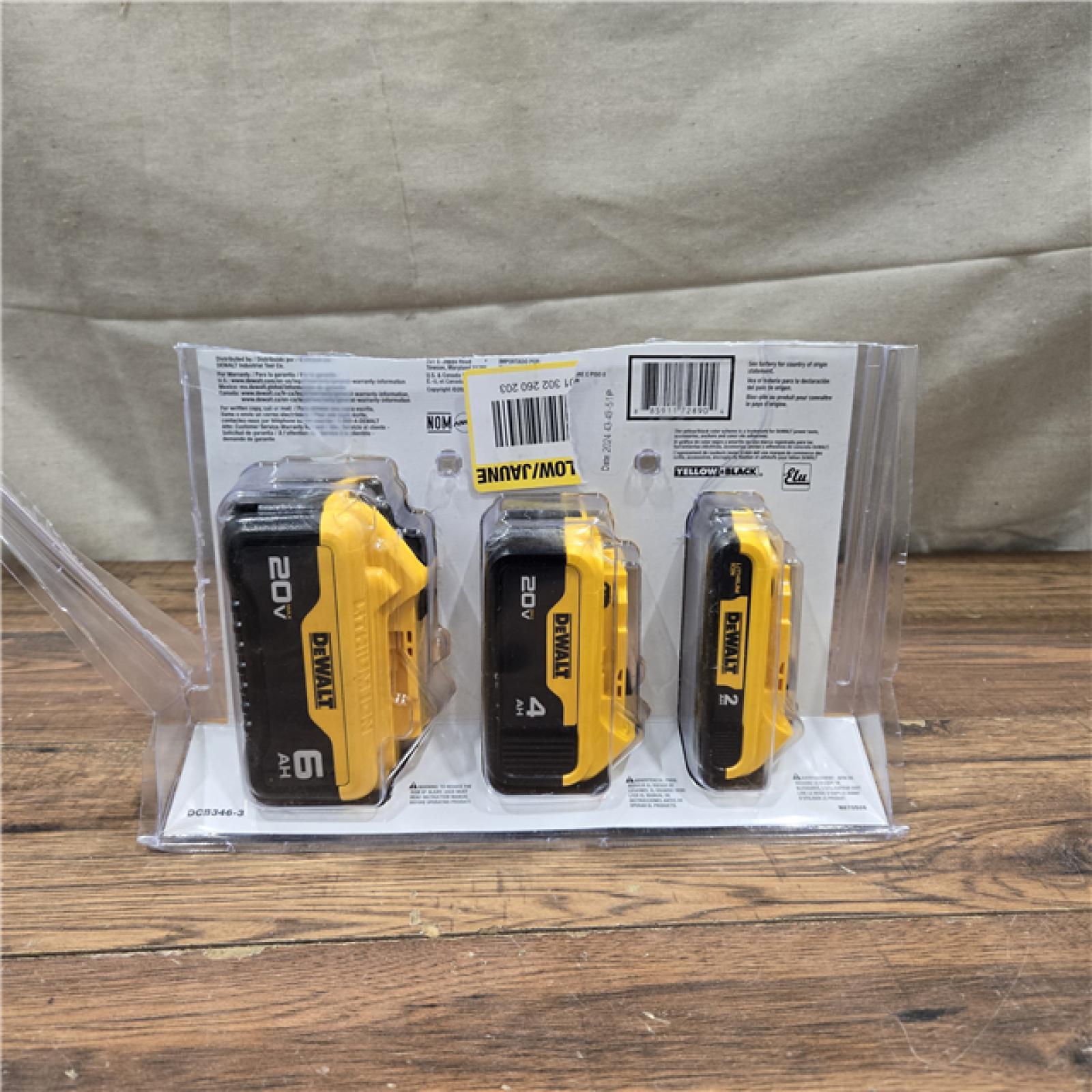 AS-IS DEWALT 20V MAX Battery Lithium Ion 3 Pack - DCB346-3